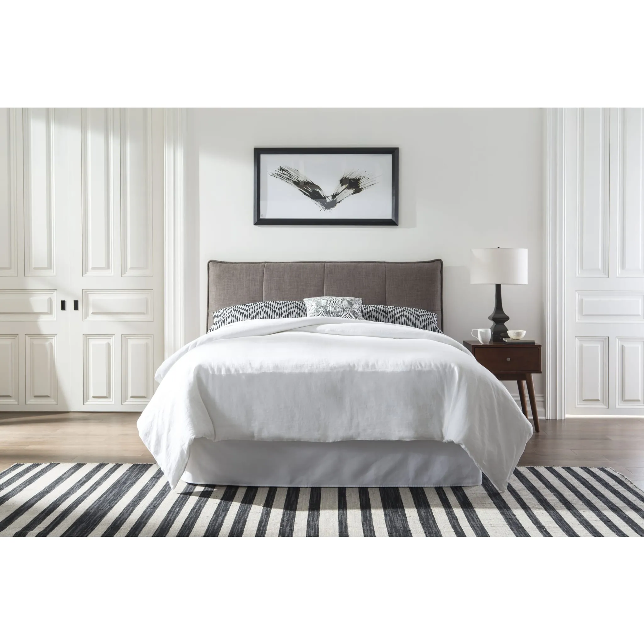 Adona Upholstered Footboard Storage Bed in Dolphin Linen Modus