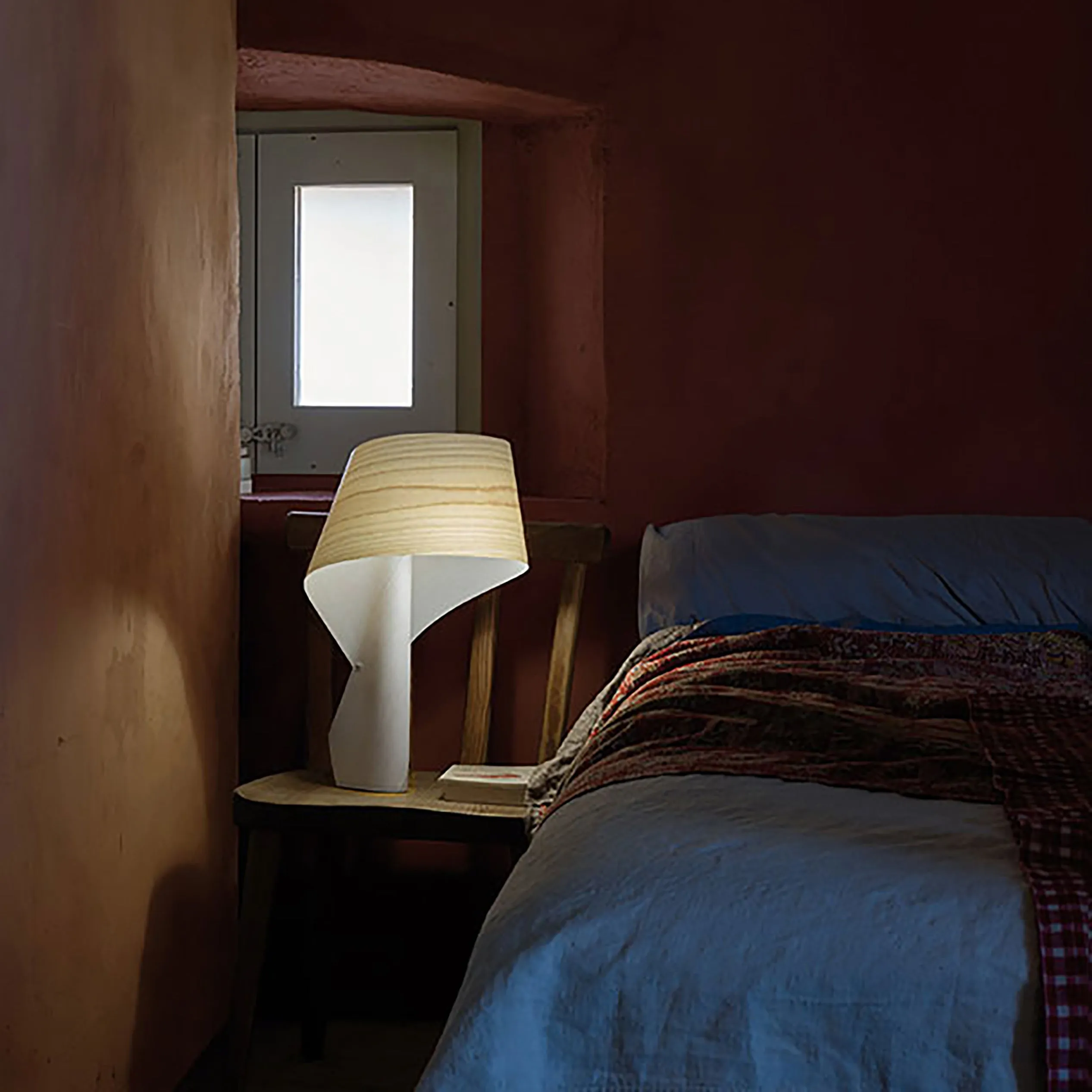 Air Table Lamp