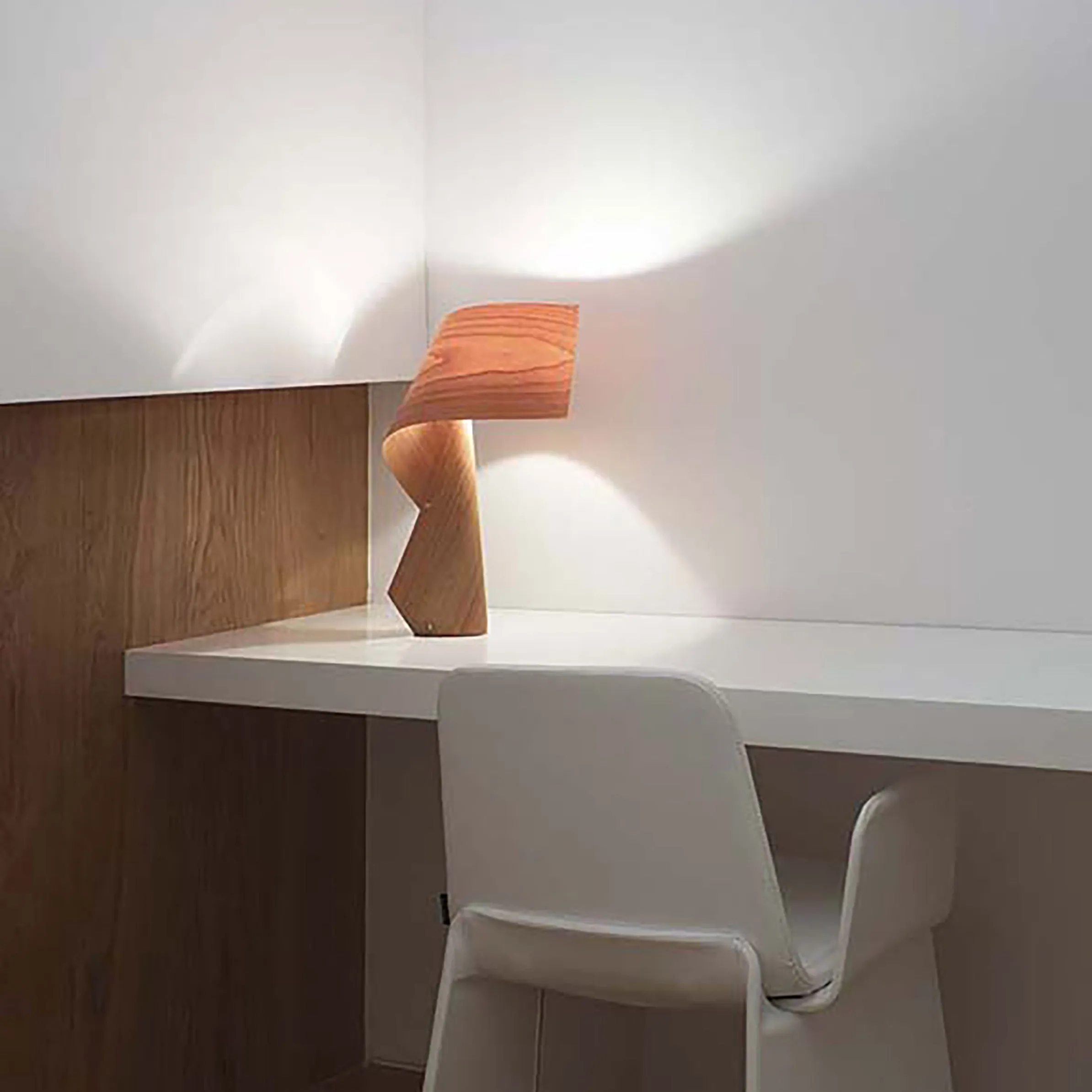 Air Table Lamp
