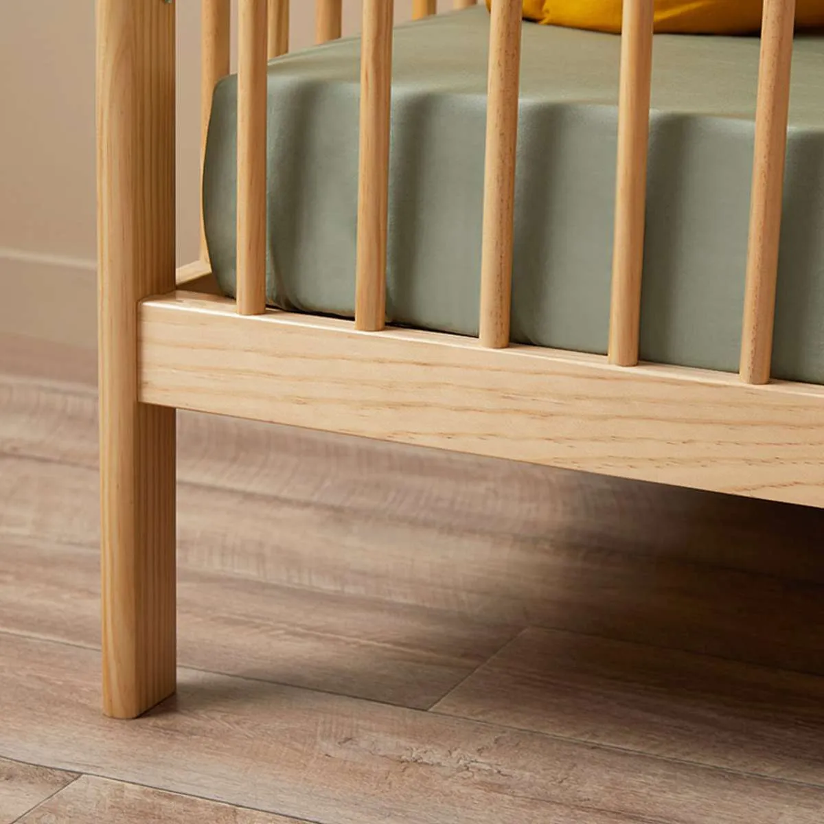 Archie Cot - Natural Mocka