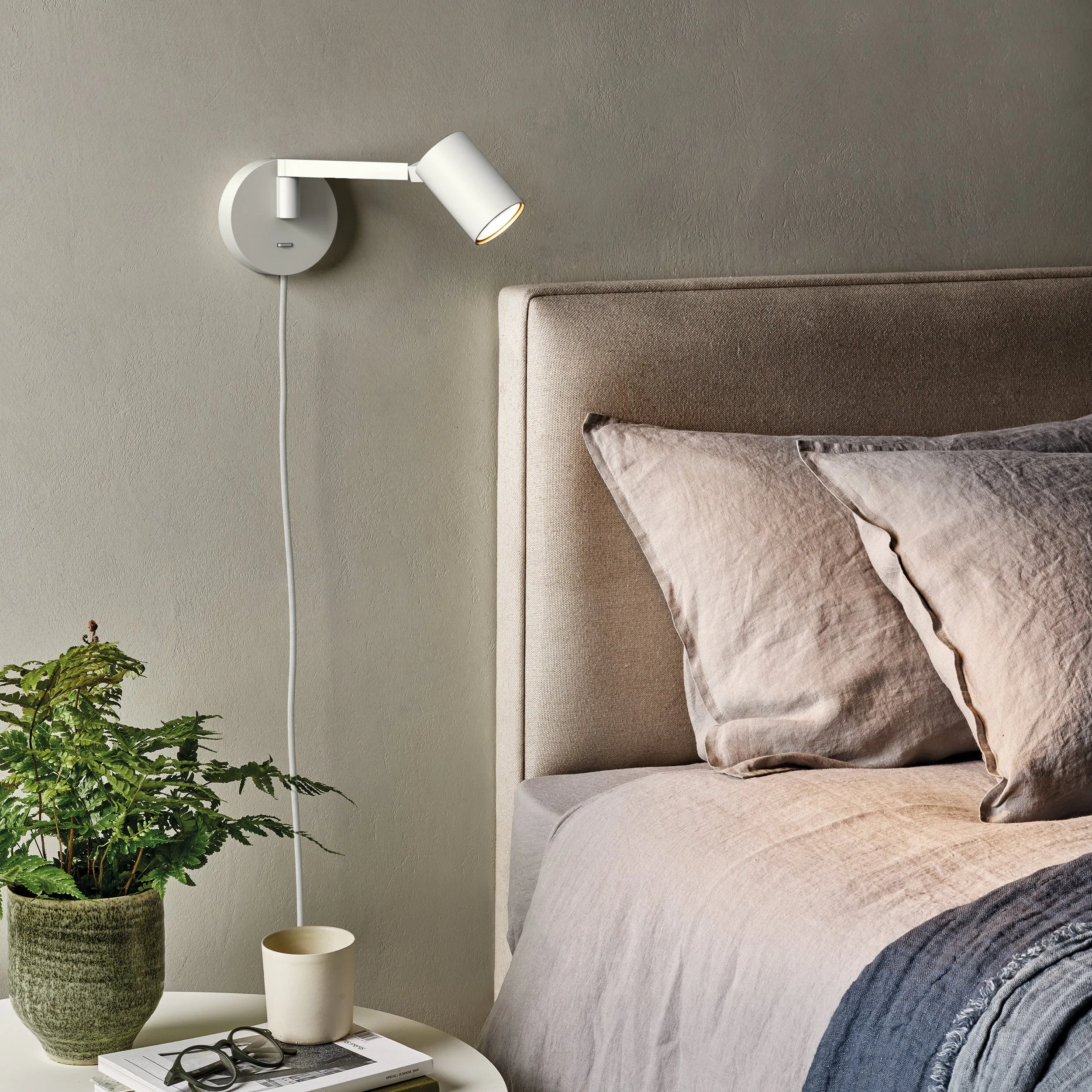 Ascoli Swing Plug-In Wall Sconce