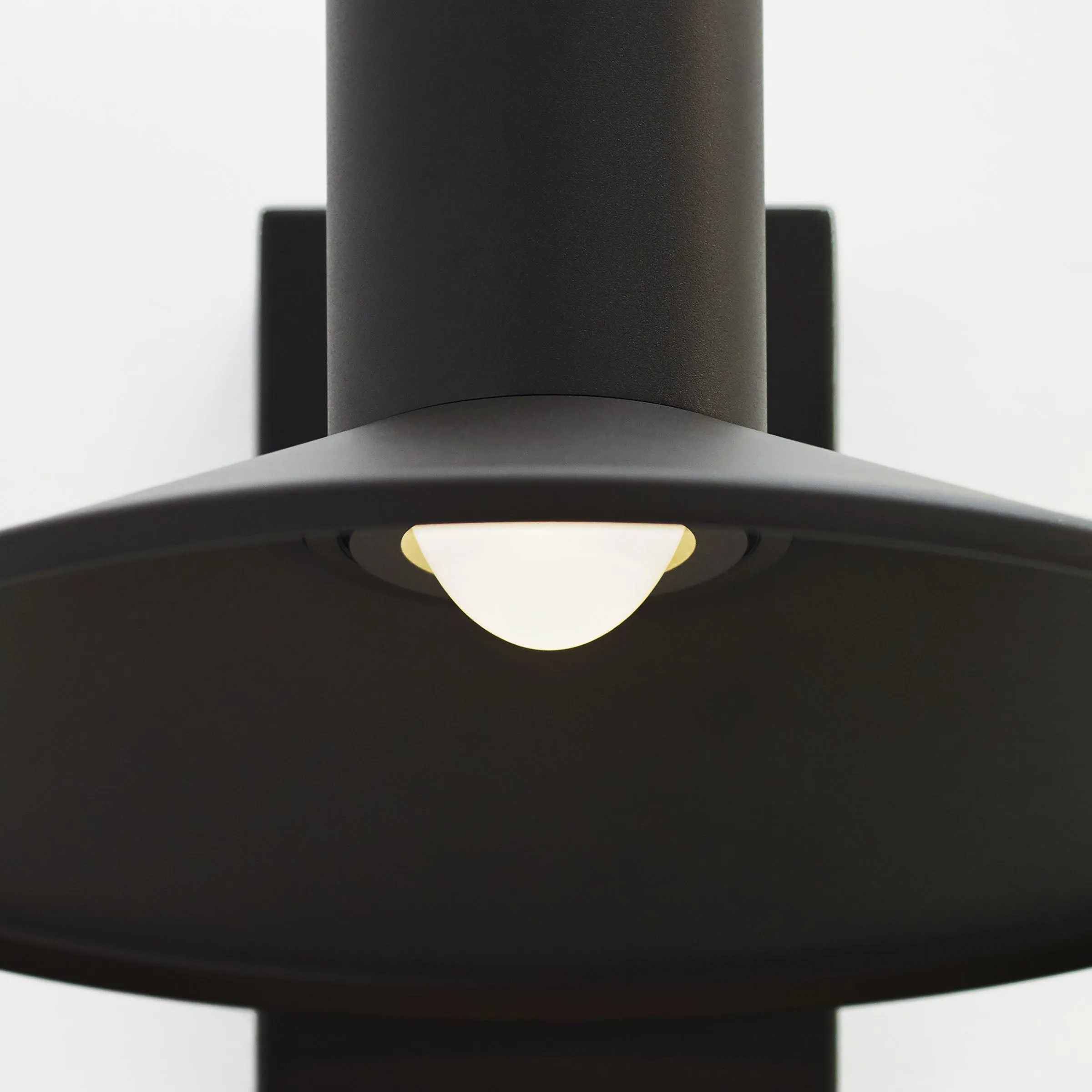 Ash 10 Outdoor Wall Sconce