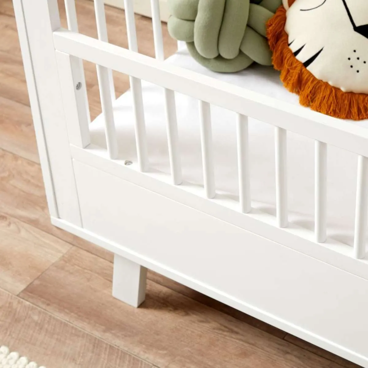 Aspen White 3-in-1 Cot Conversion Bundle Mocka