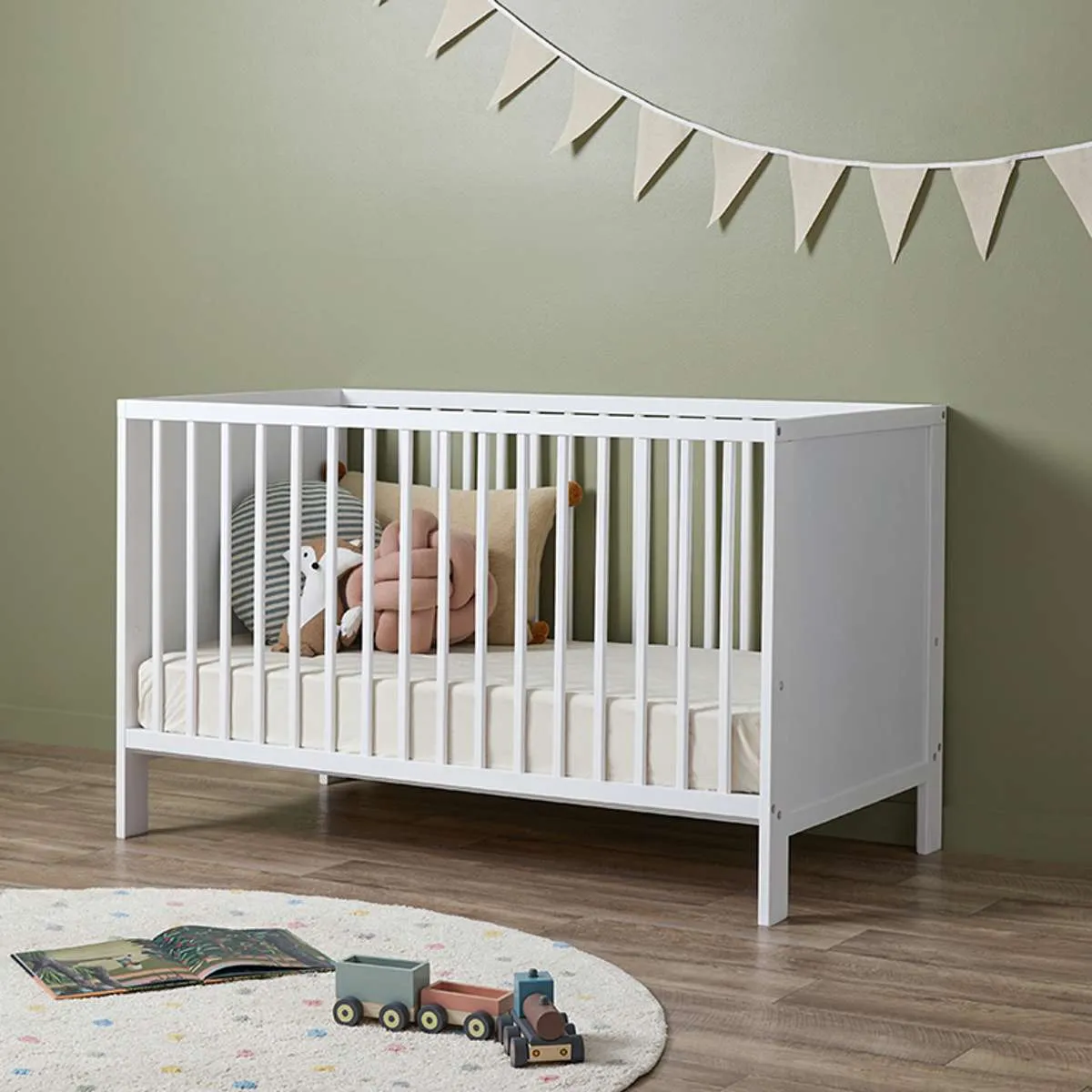 Aspiring White 3-in-1 Cot Conversion Natural Bundle Mocka