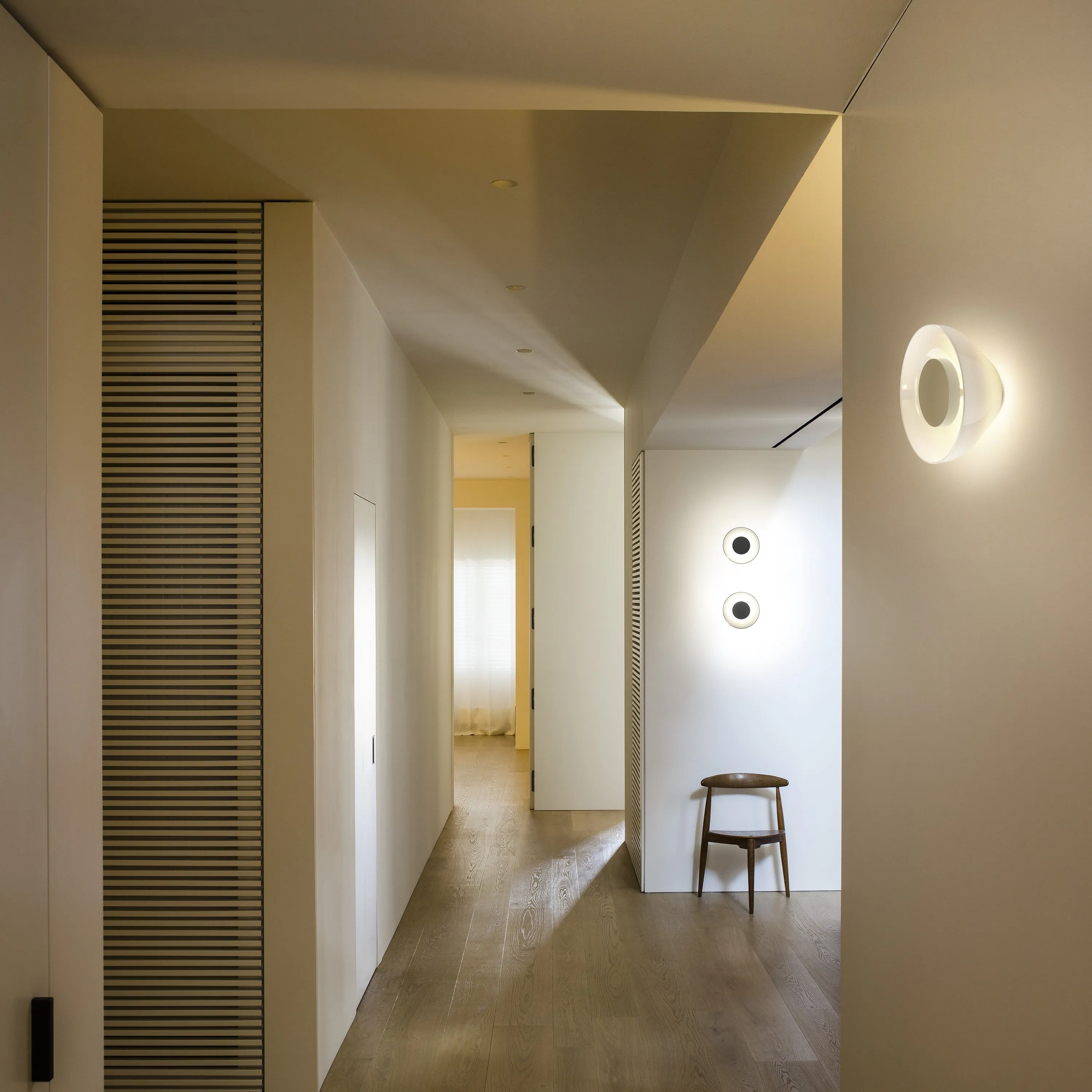 Aura LED Wall Light