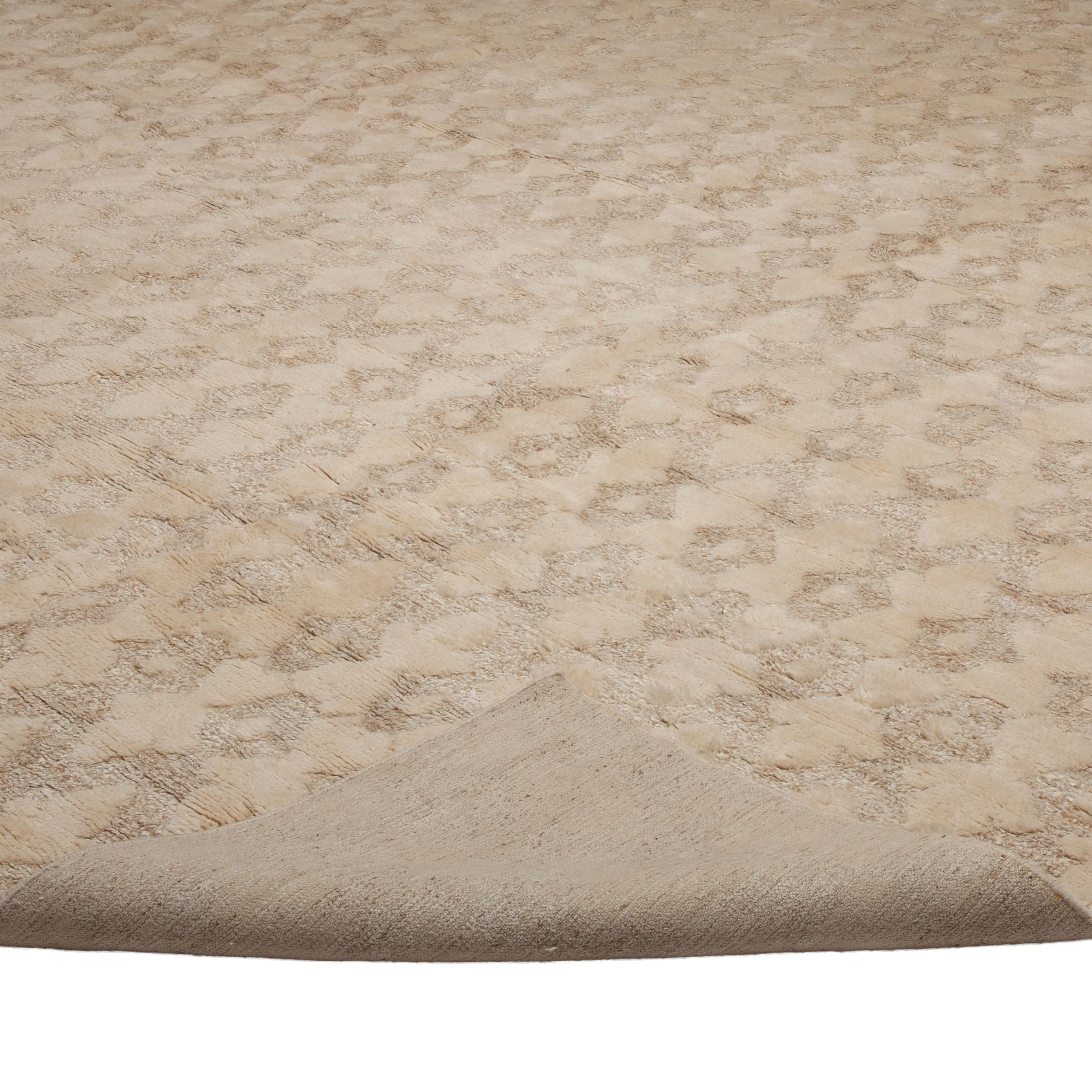 Beige Modern Tibetan Wool Silk Blend Rug - 14' x 25'
