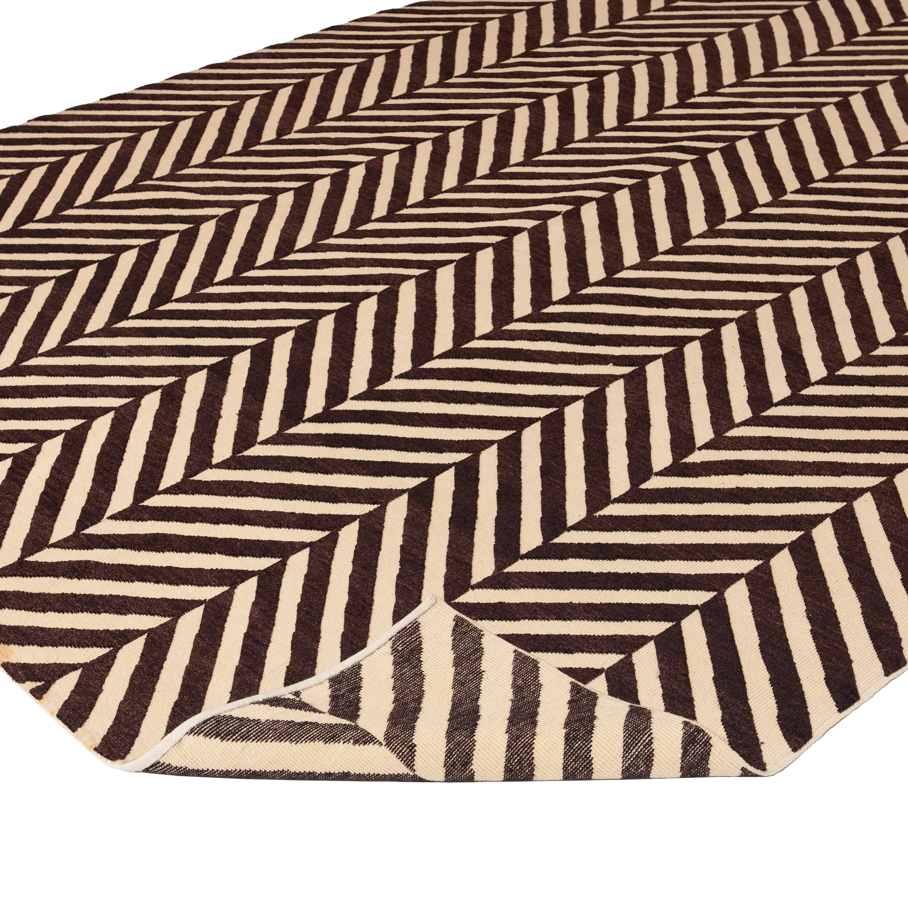 Black Transitional Wool Rug - 8' x 10'