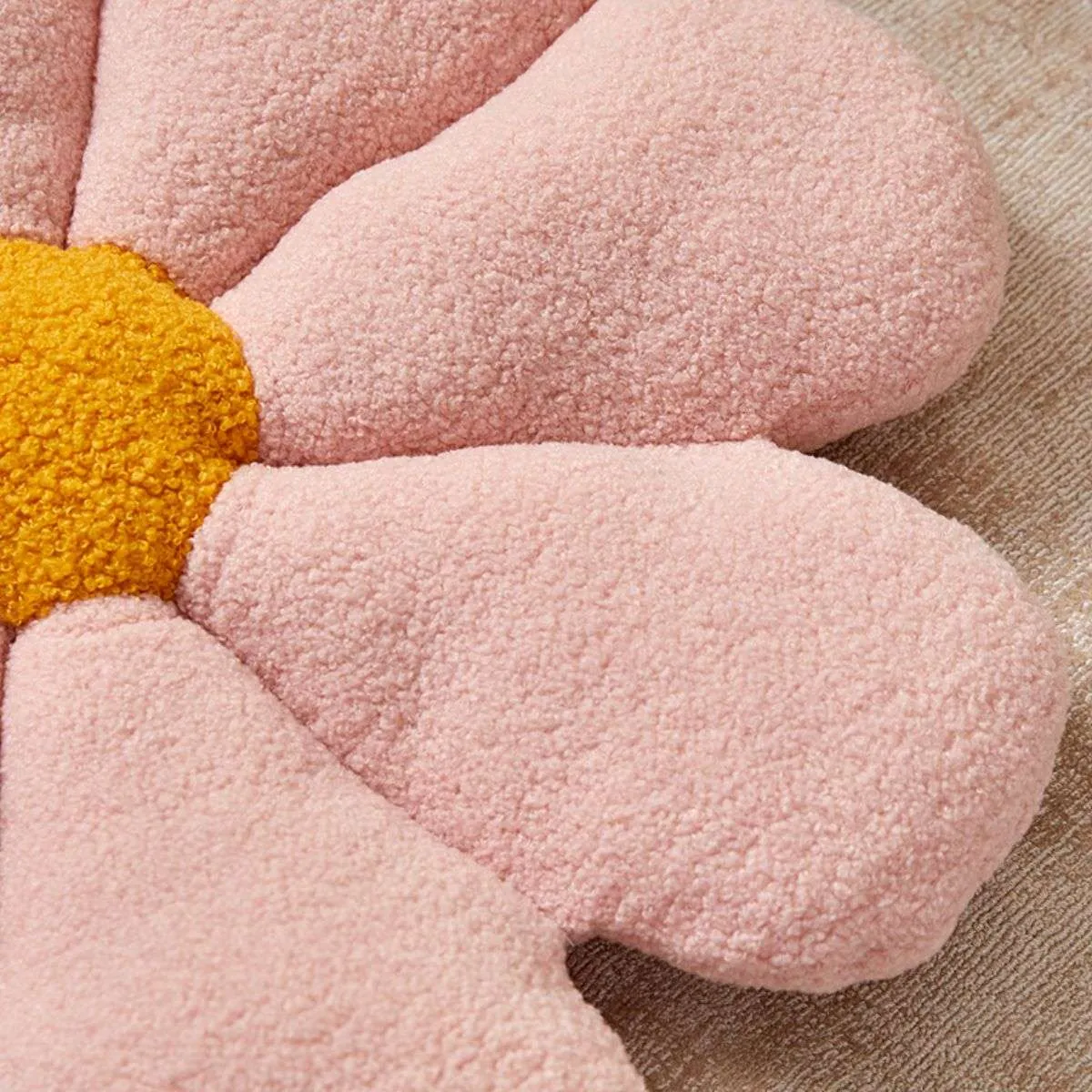 Boucle Flower Cushion Mocka