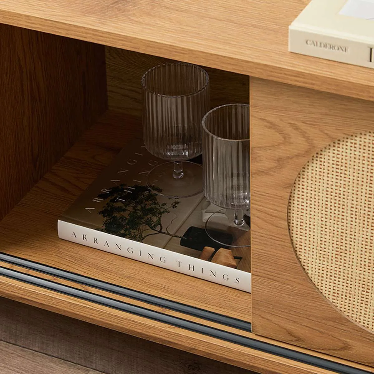 Canyon Entertainment Unit - Large Mocka