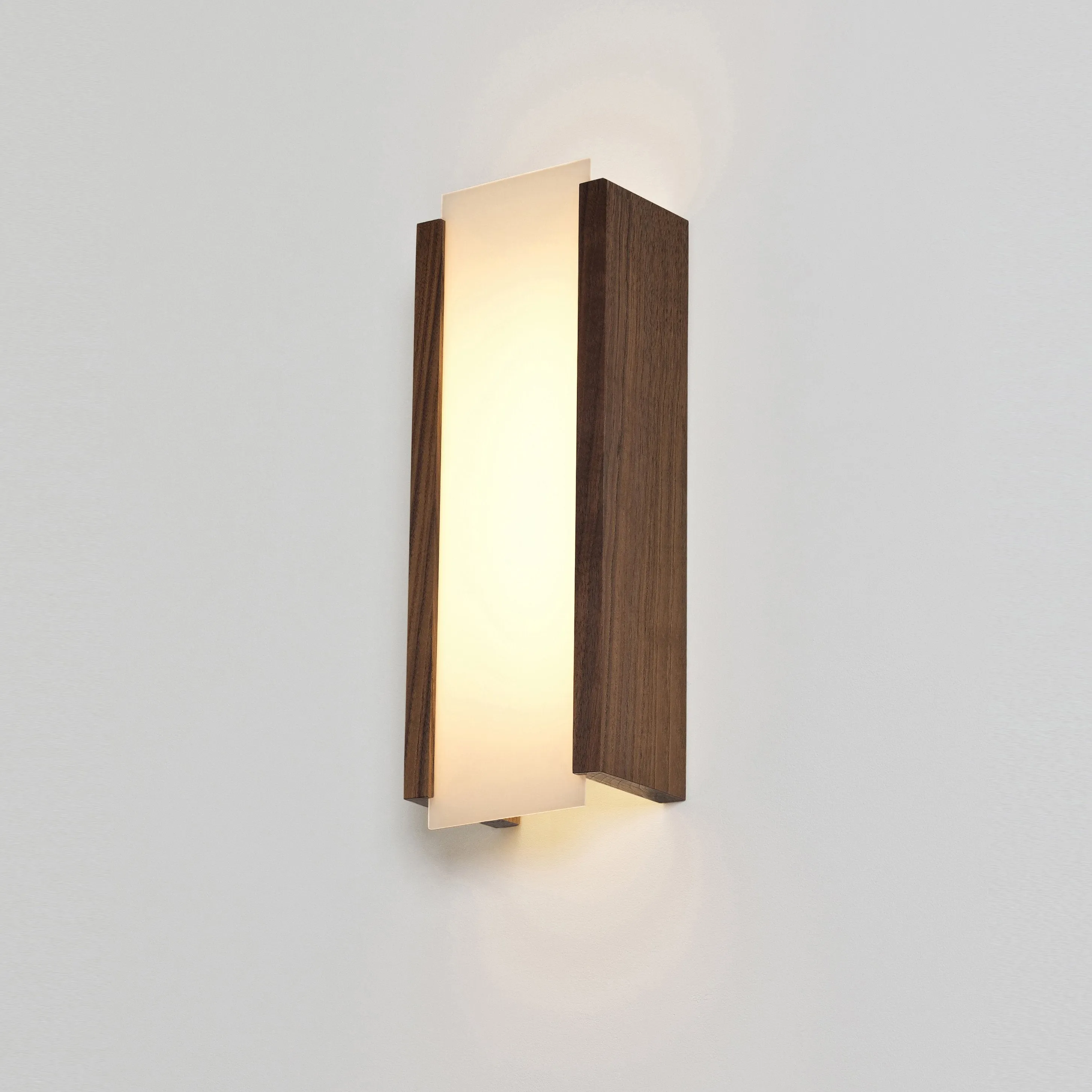 Capio Short Wall Light