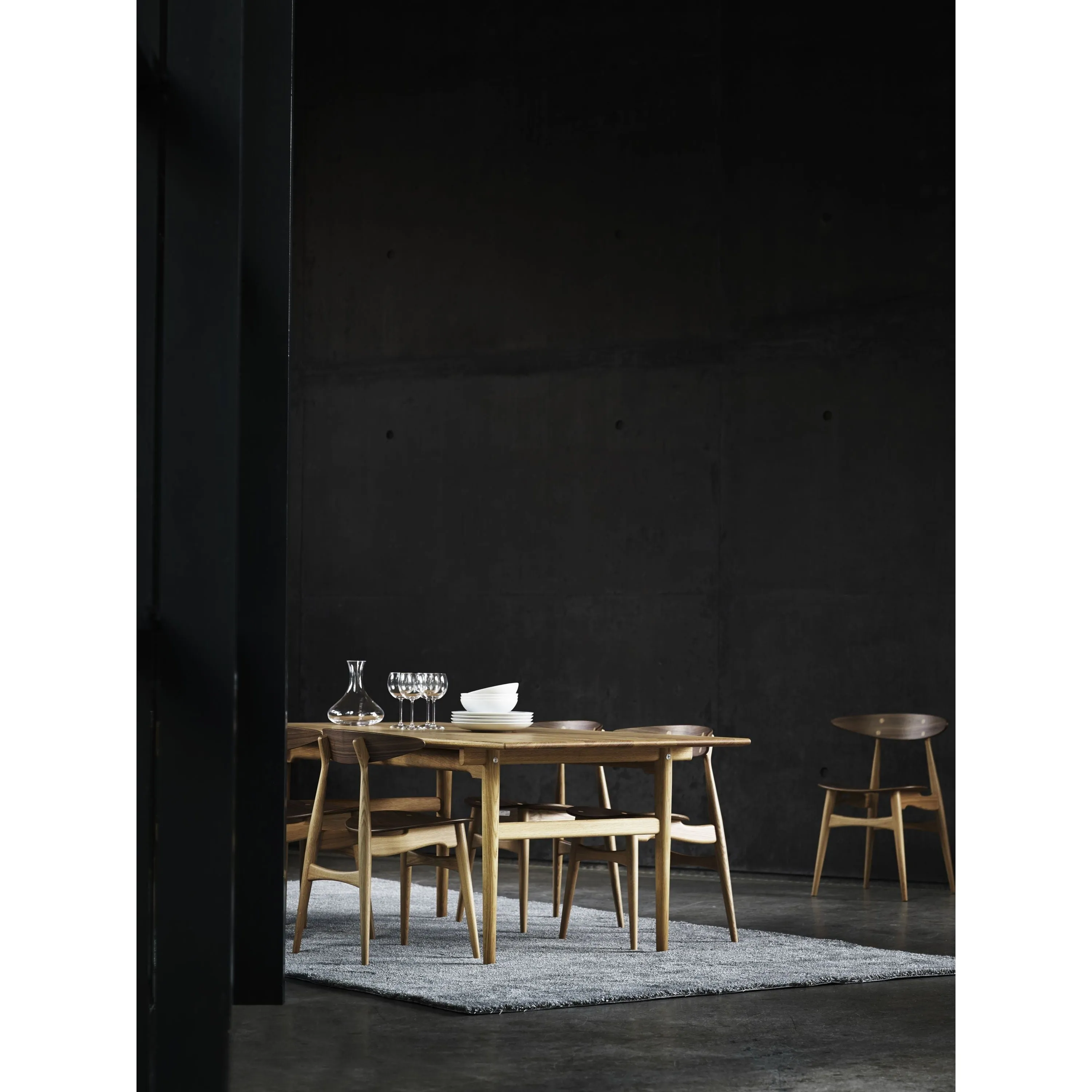 Carl Hansen Ch33 T Chair, Lacquered Oak