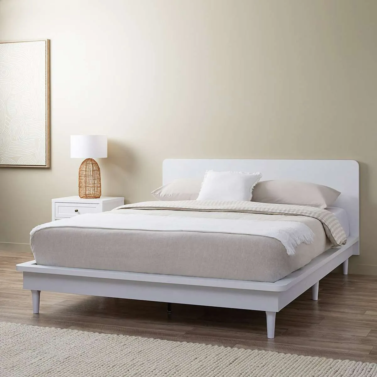 Carson Queen Bed - White Mocka