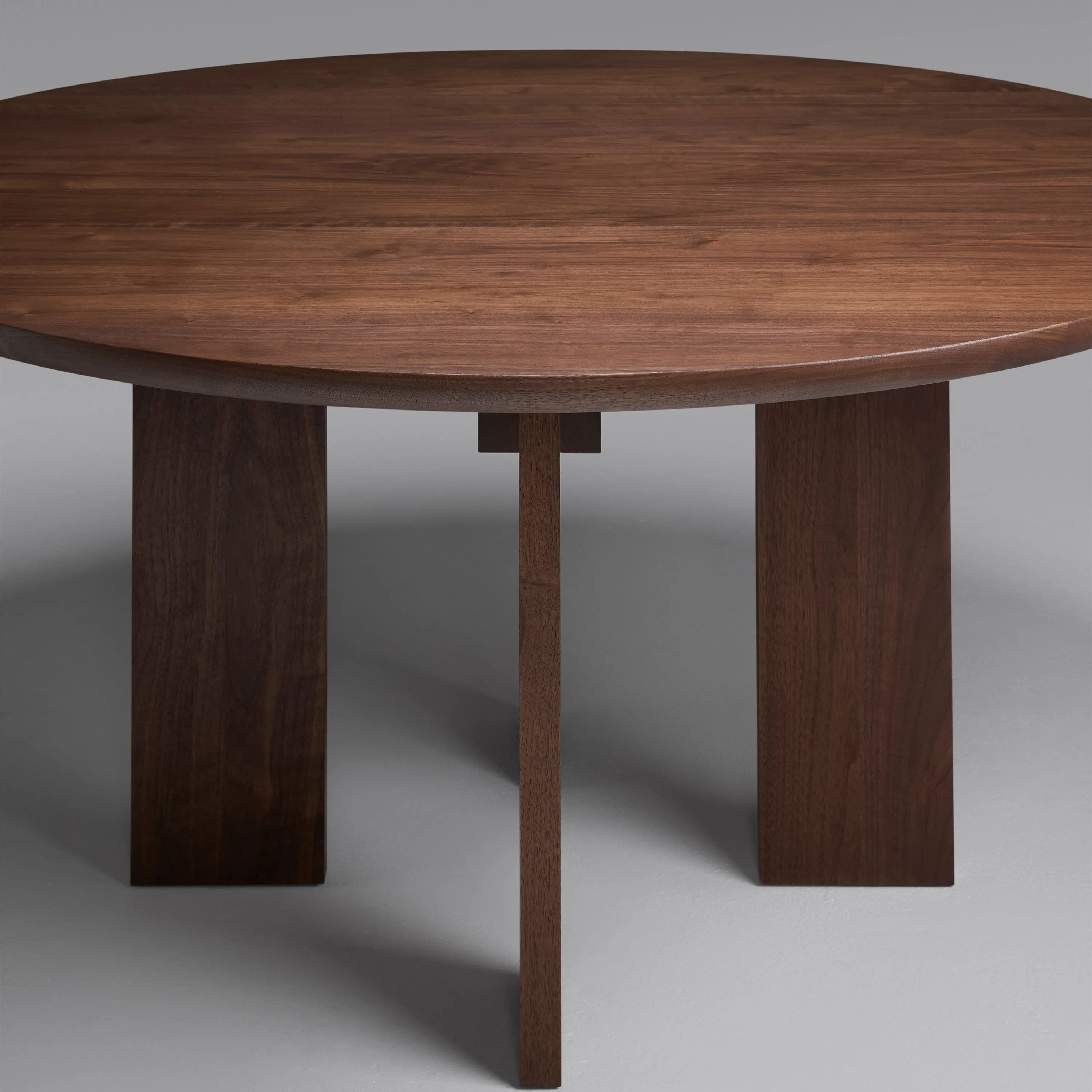 Chapter Round Dining Table
