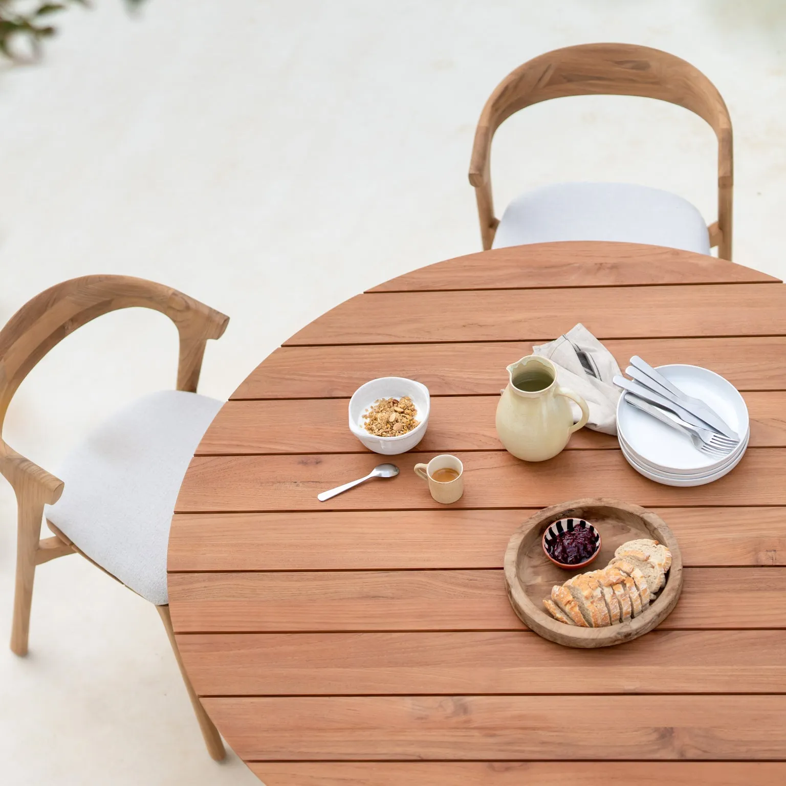 Circle Outdoor Dining Table