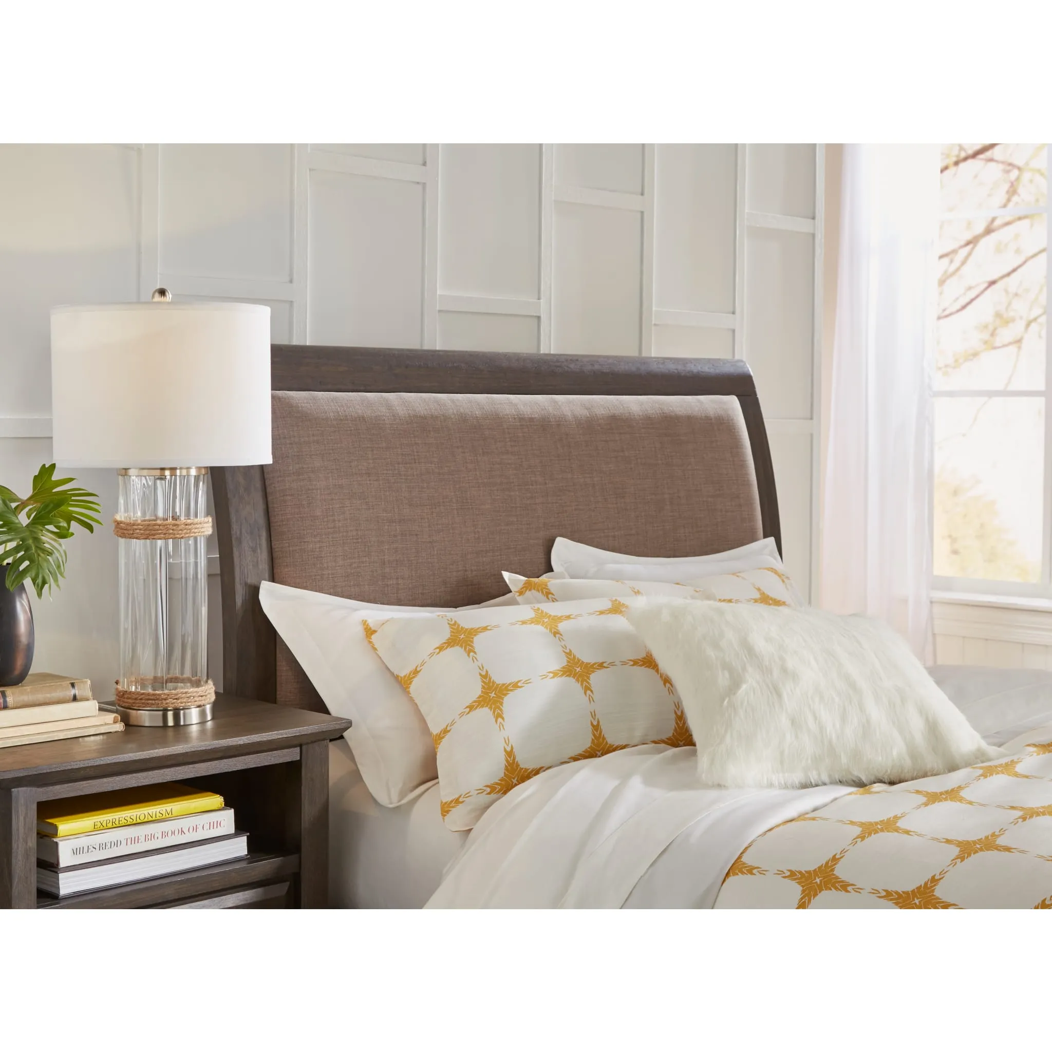City II Upholstered Sleigh Bed in Basalt Gray Modus