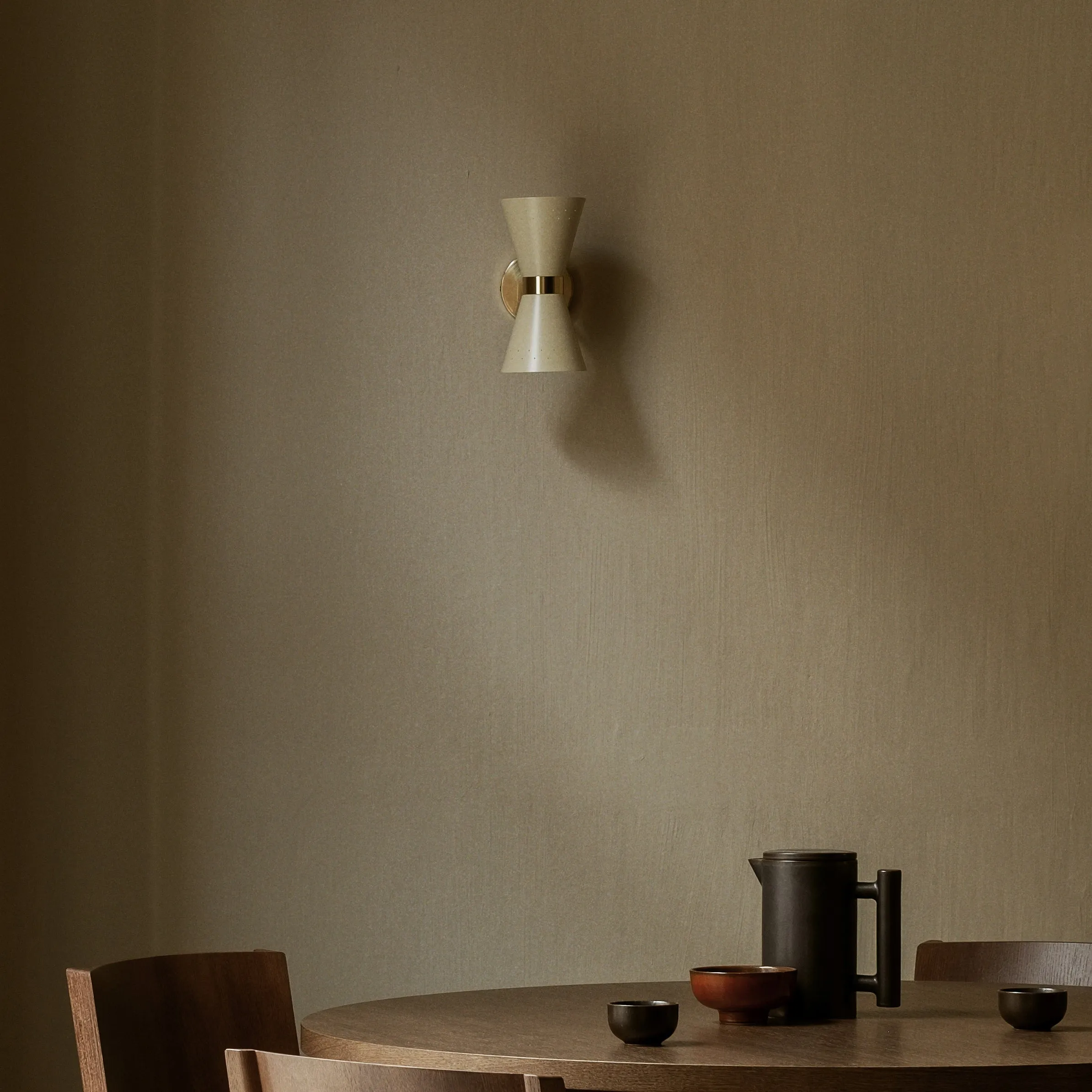 Collector Wall Lamp