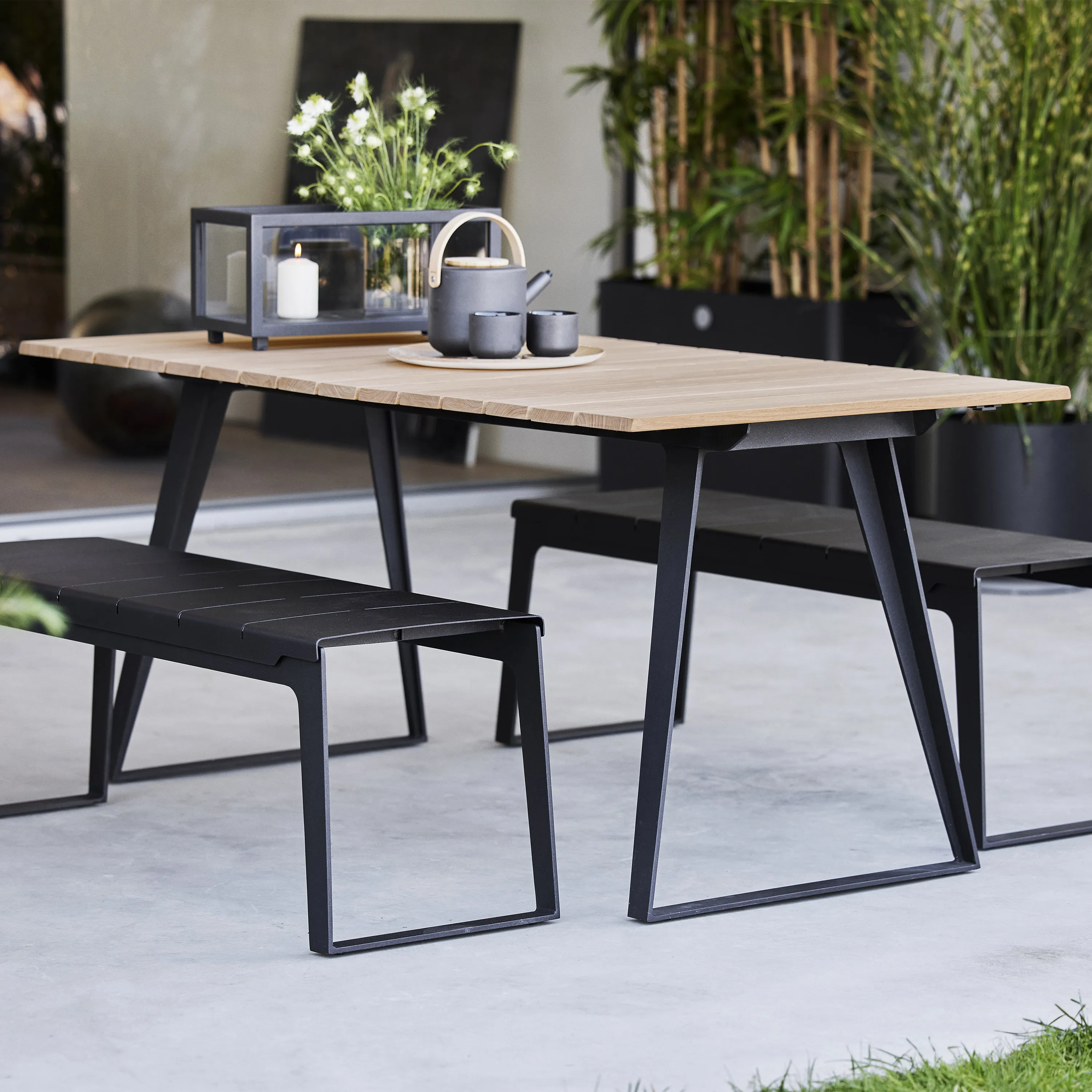 Copenhagen Outdoor Extension Dining Table