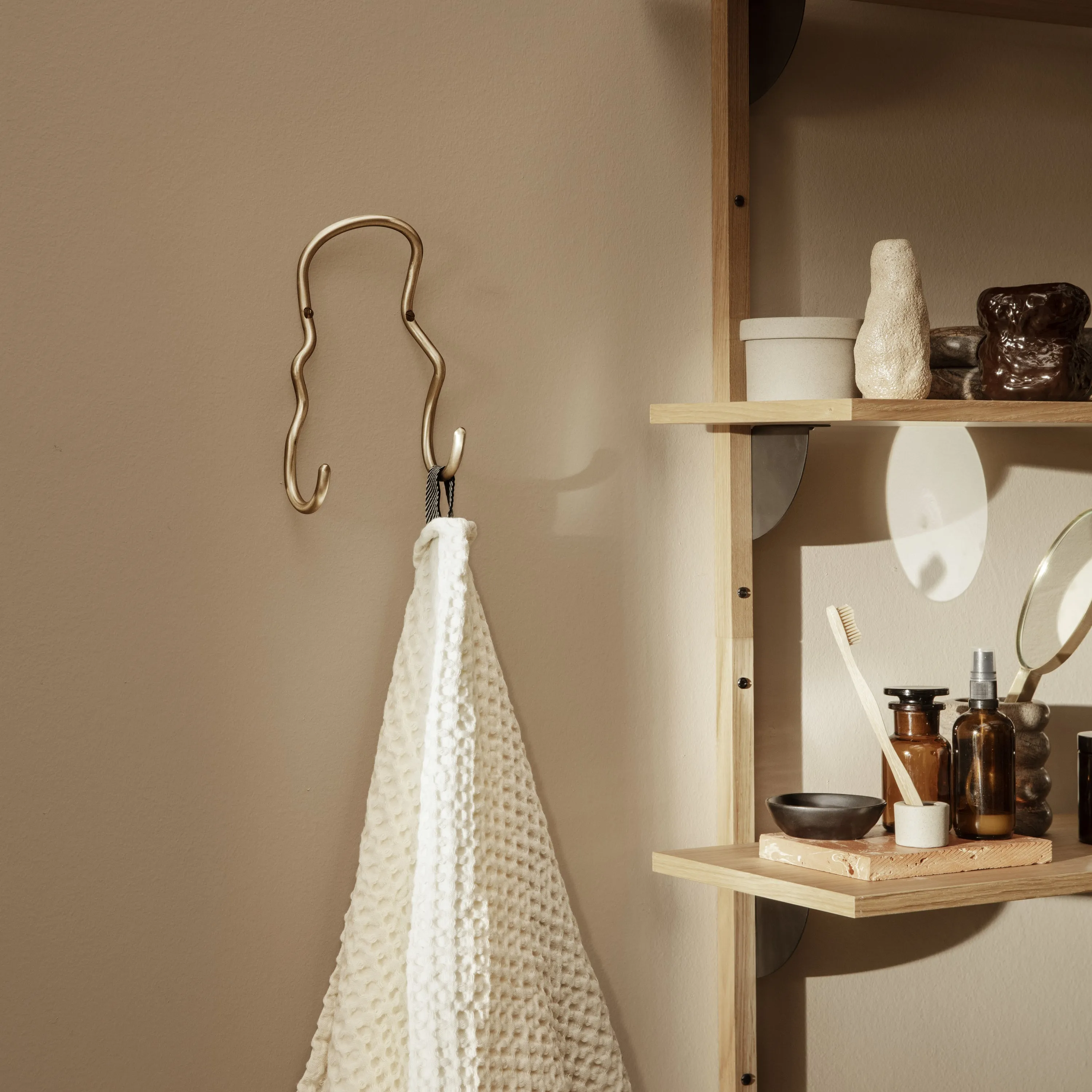 Curvature Double Hook