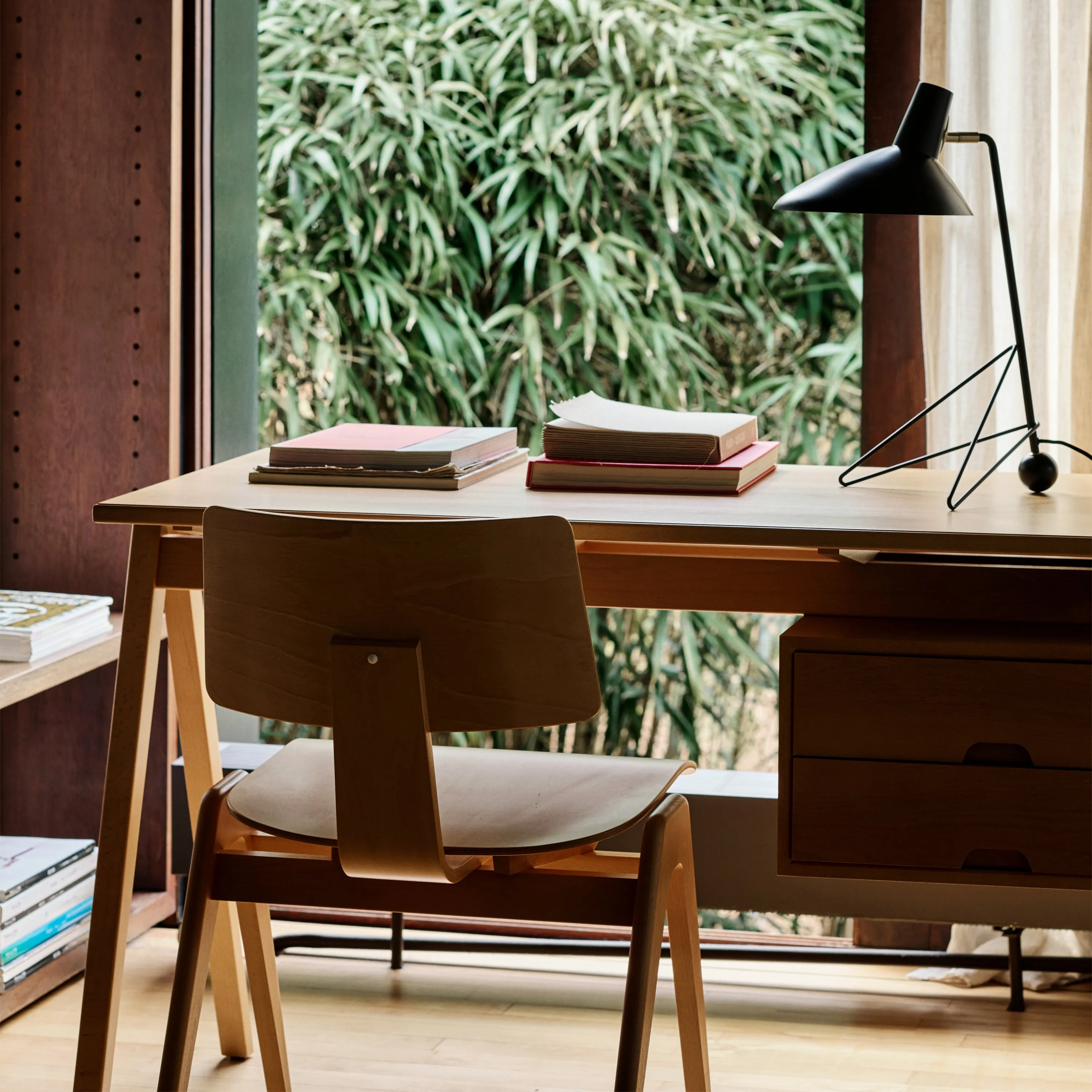 Daystak Side Chair