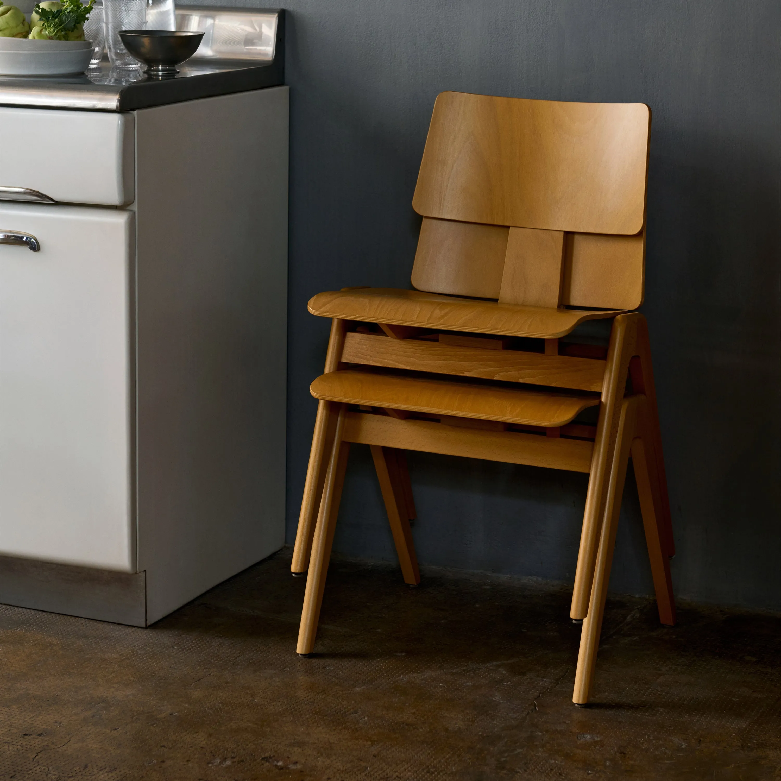 Daystak Side Chair