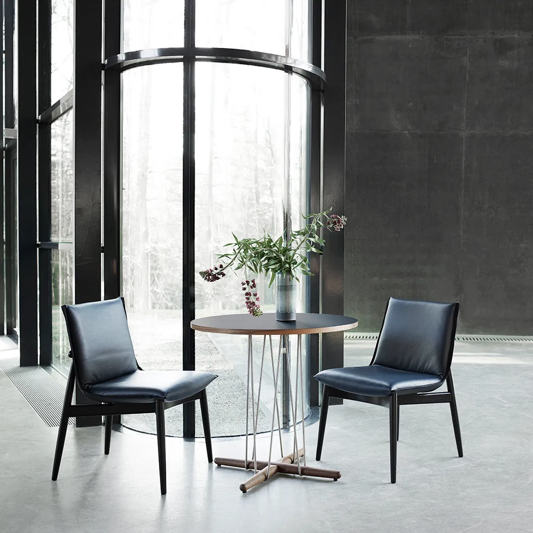 E004 Embrace Chair