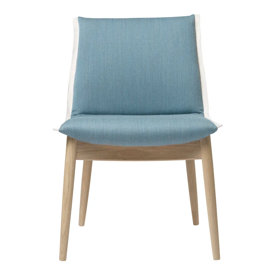 E004 Embrace Chair