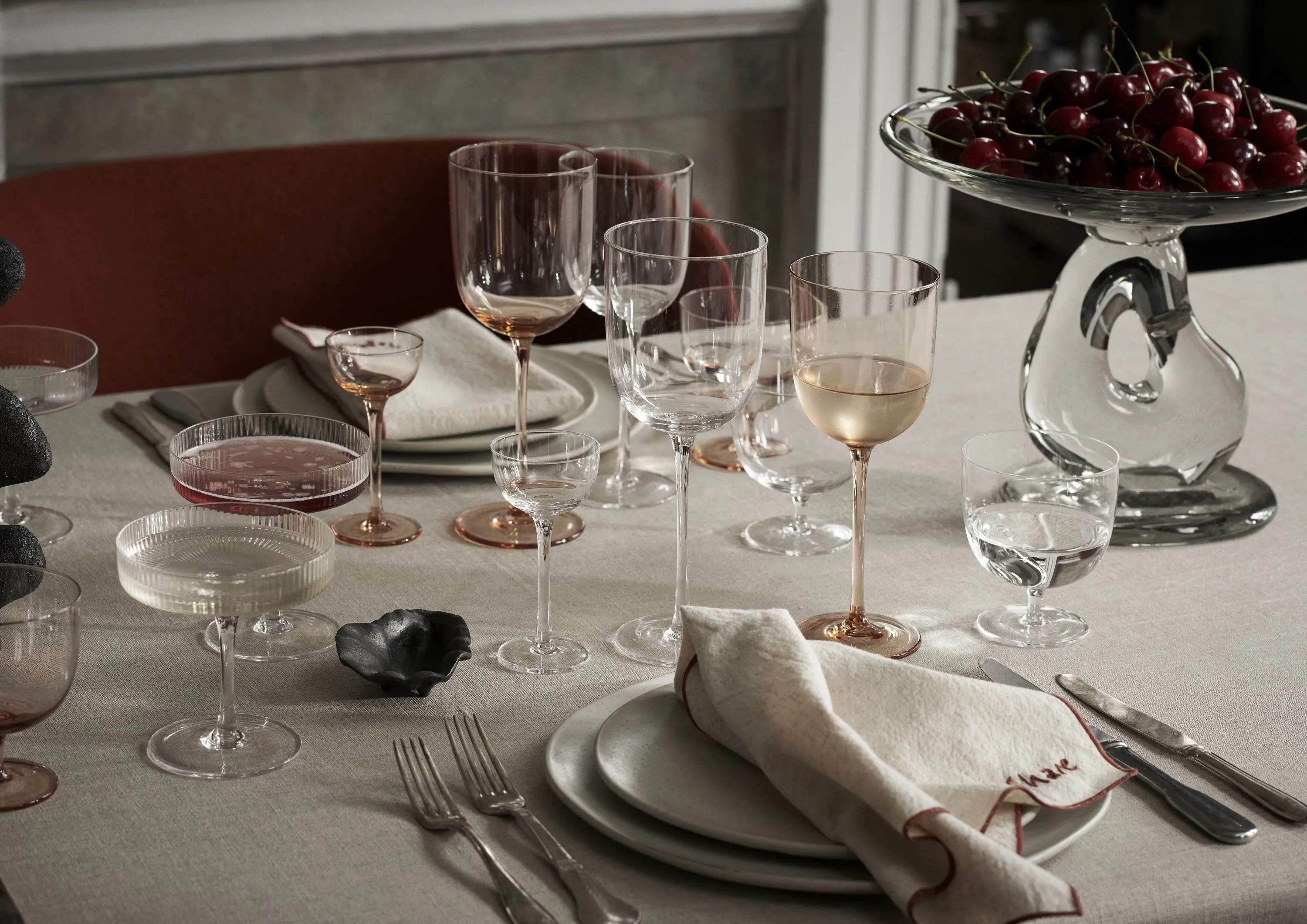 Ferm Living Host White Wine Glasses 30 Cl Set Of 2, Blush