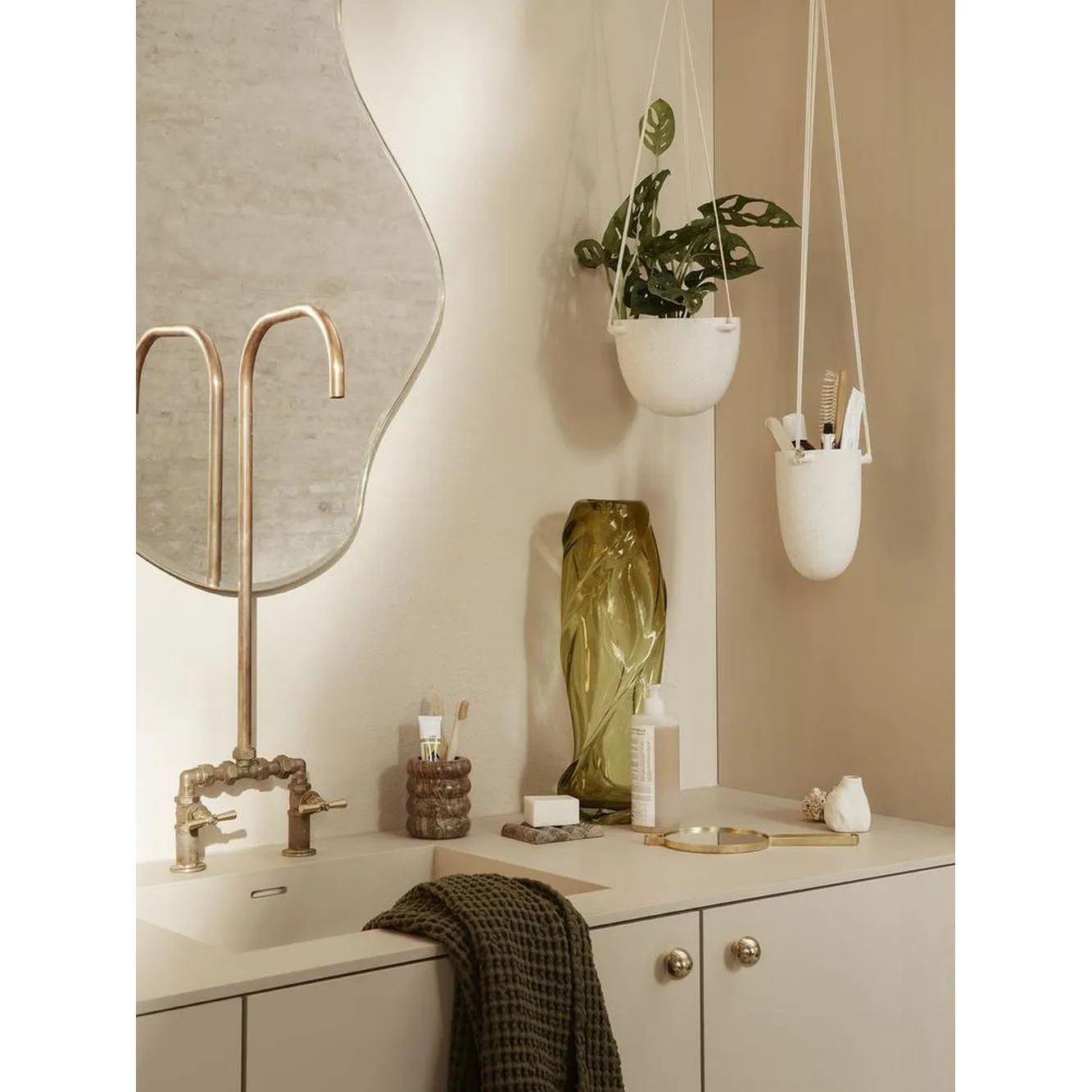 Ferm Living Speckle Hanging Pot, Large