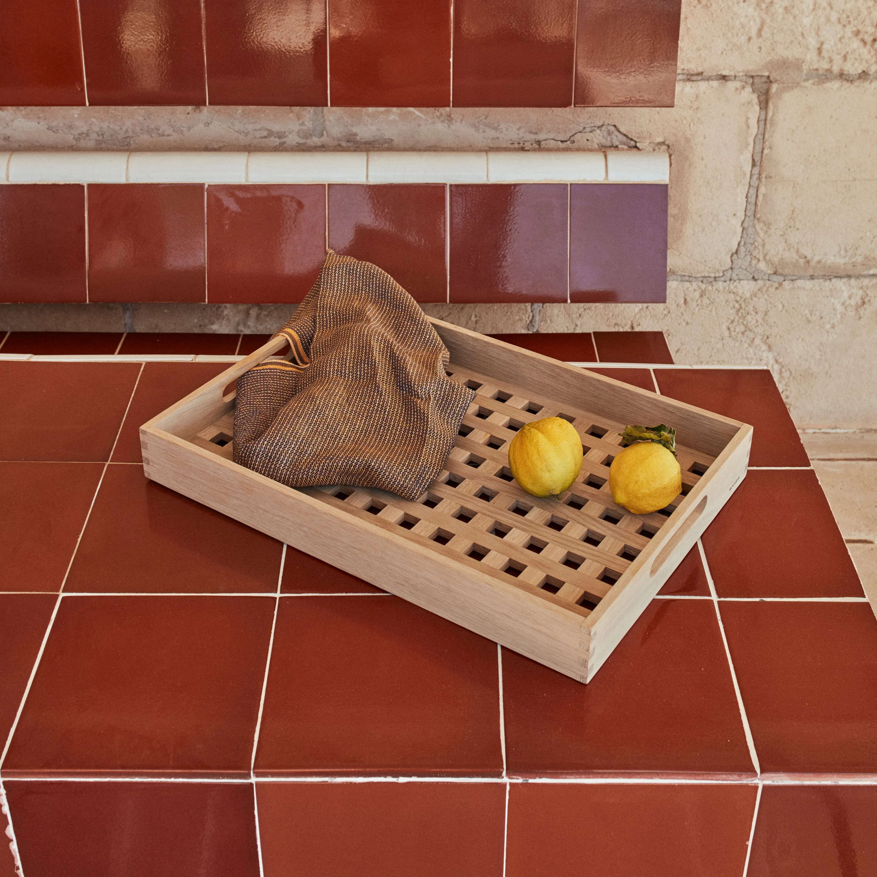 Fionia Tray