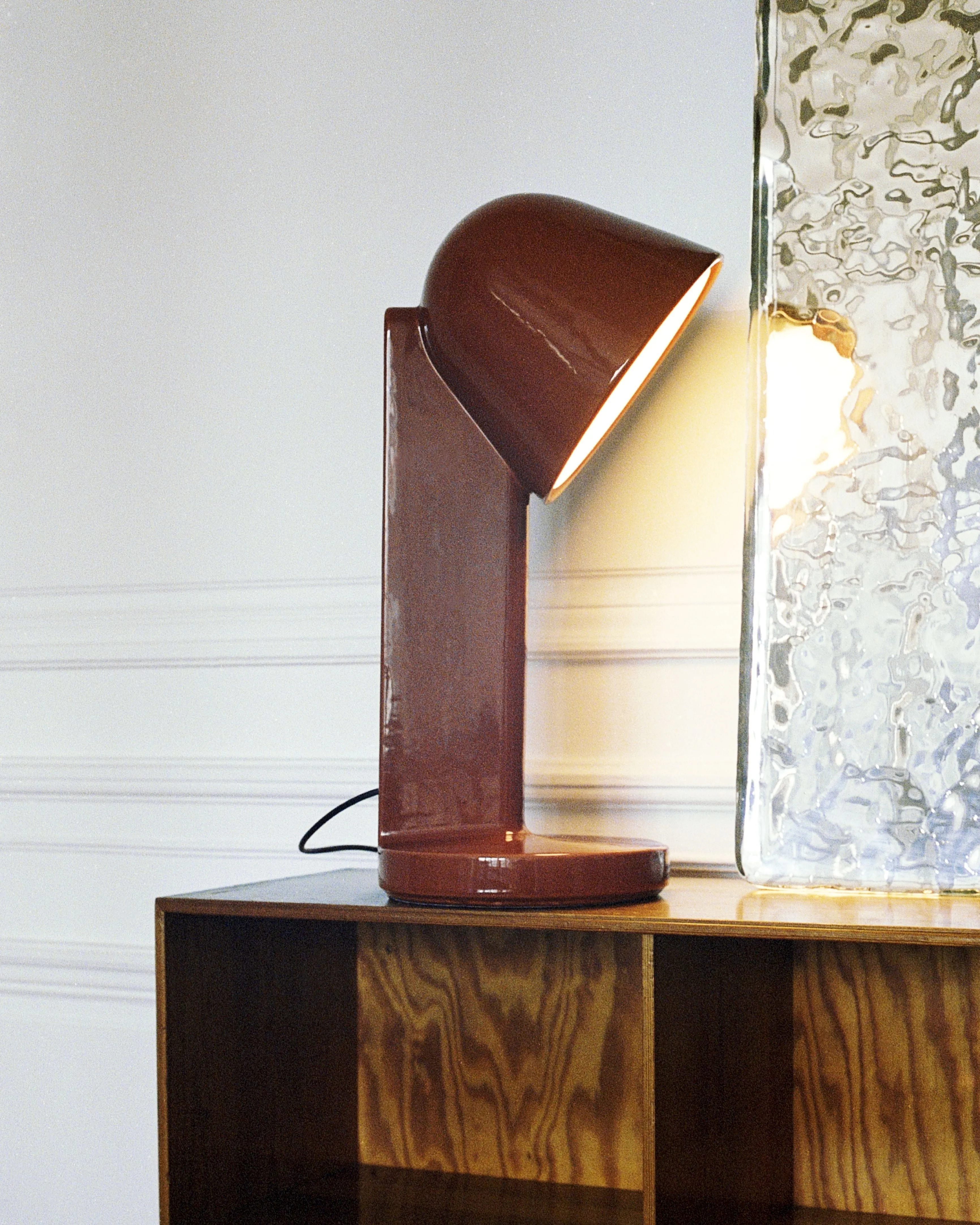 Flos Céramique Table Lamp Down, Rust Red