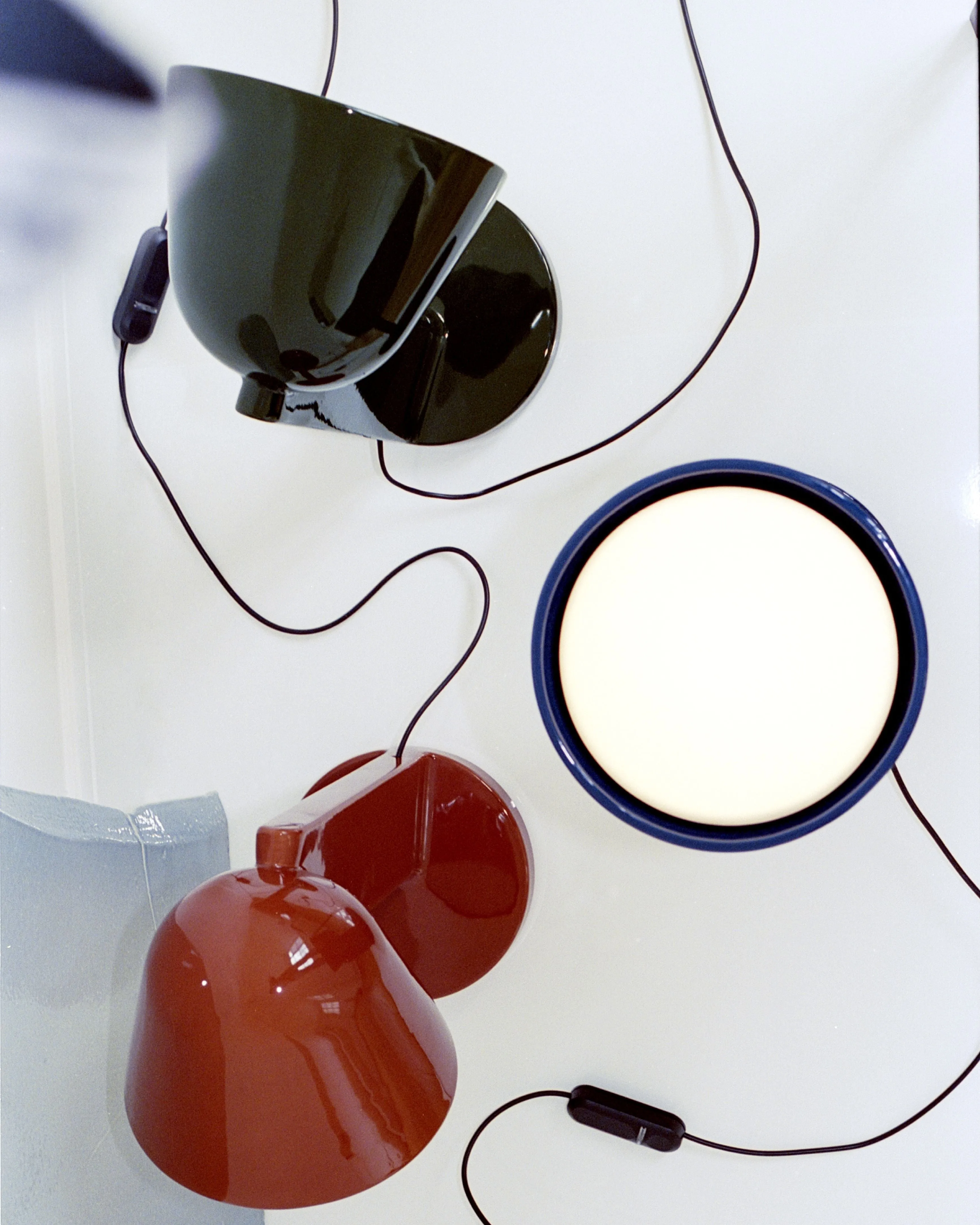 Flos Céramique Table Lamp Down, Rust Red