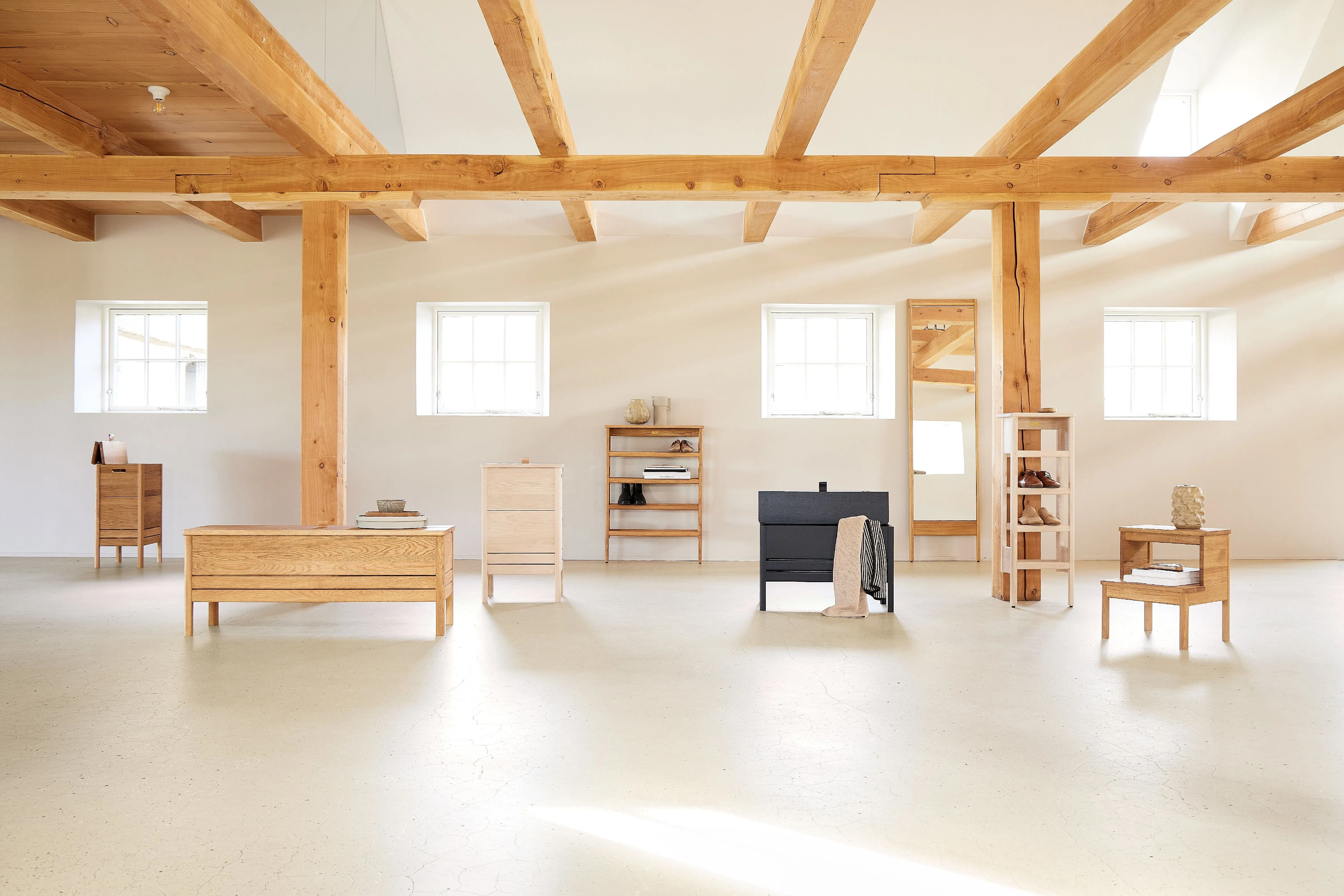 Form & Refine A Line Storagebench 68 Cm. White Oil Oak