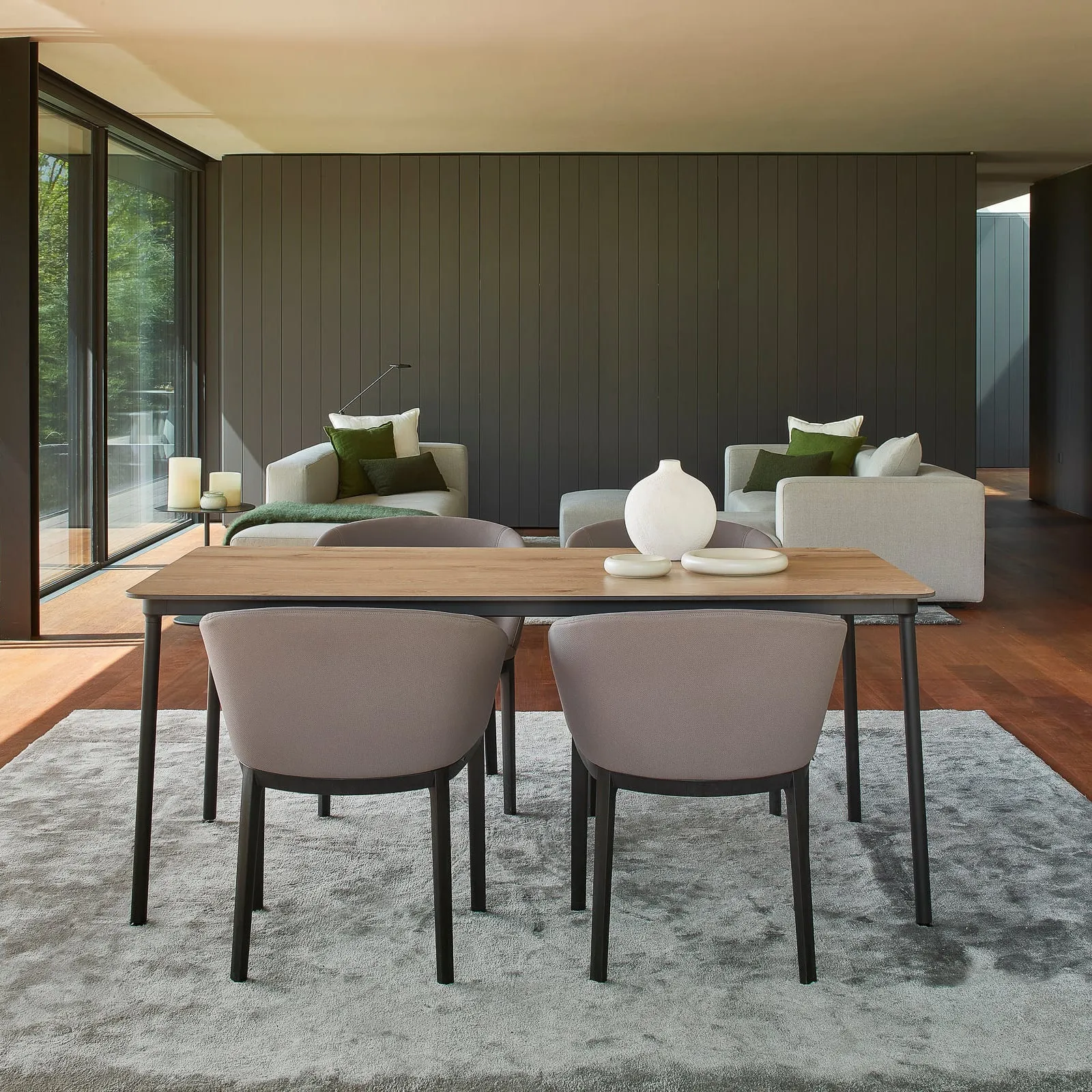 Hub Outdoor Rectangular Dining Table