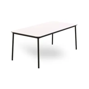 Hub Outdoor Rectangular Dining Table