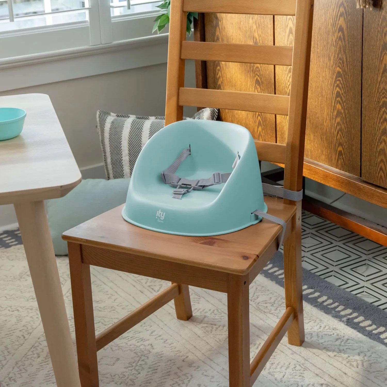 Ingenuity Teal My Spot™ Easy-Clean Booster