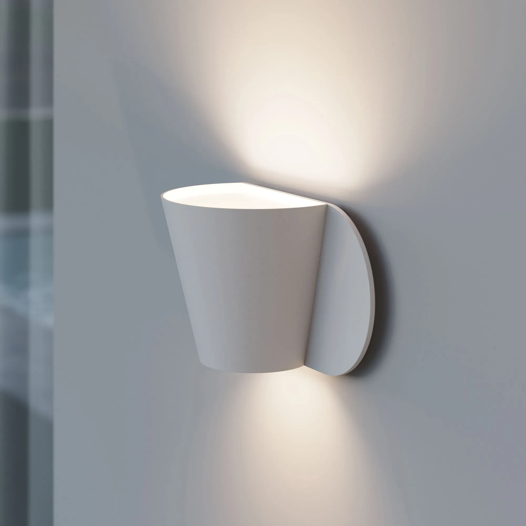Kaliko Outdoor LED Wall Sconce