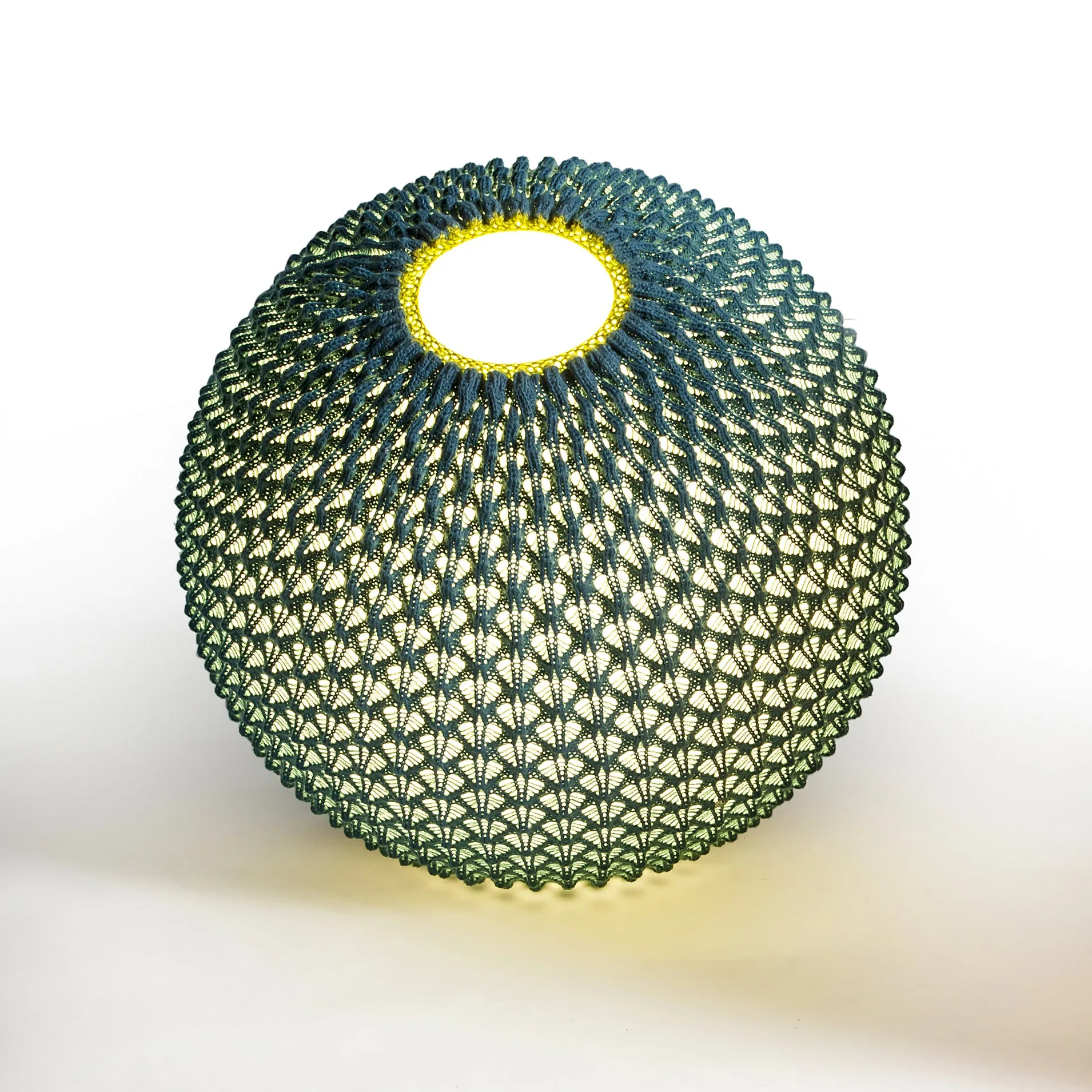 Knitted Free LED Floor Lamp