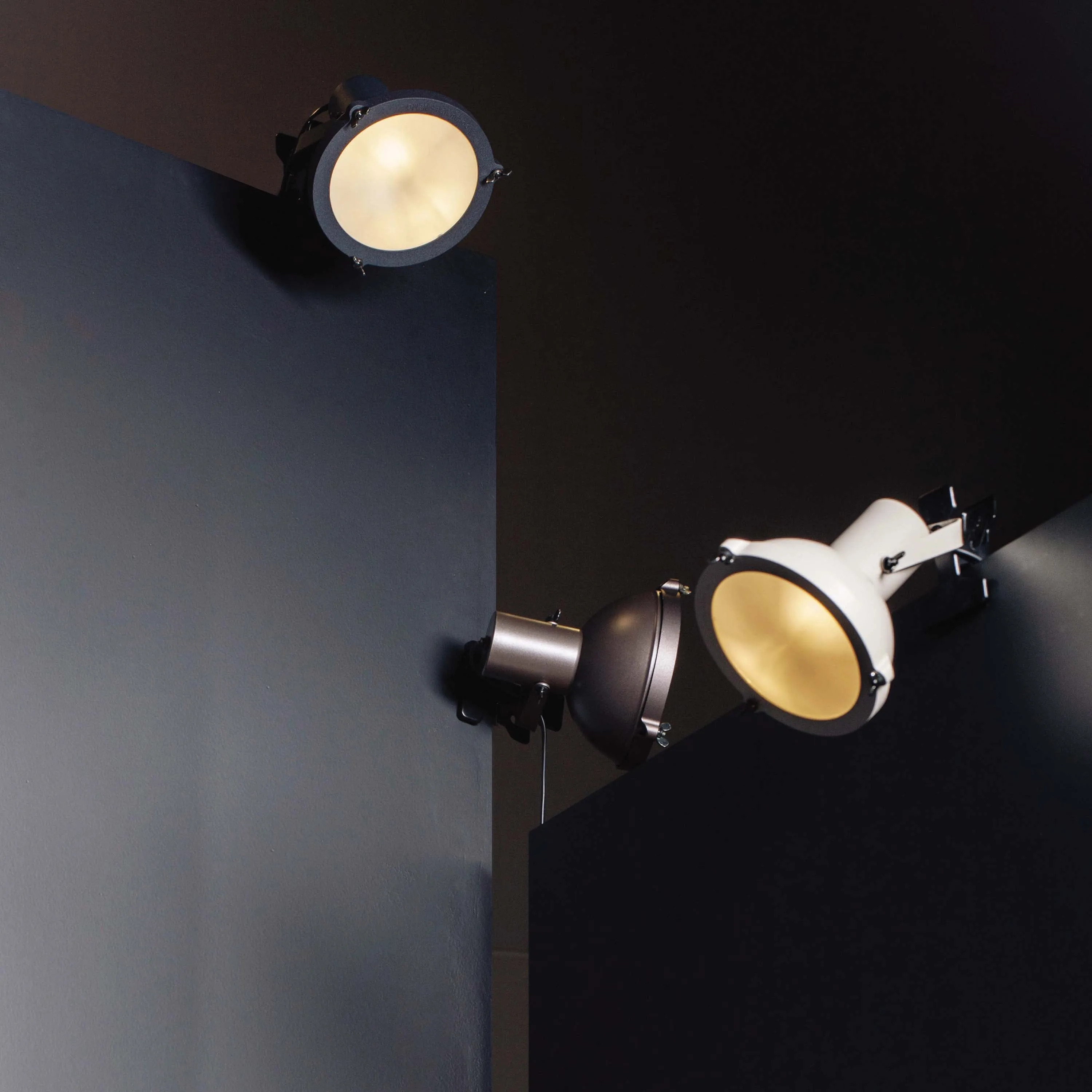 Le Corbusier Projecteur PiInza Clip Table Lamp