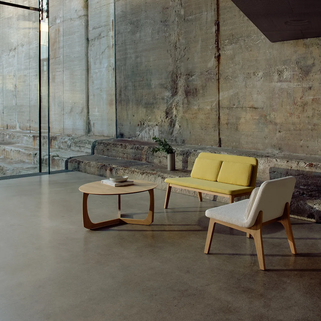 Lean Lounge Chair