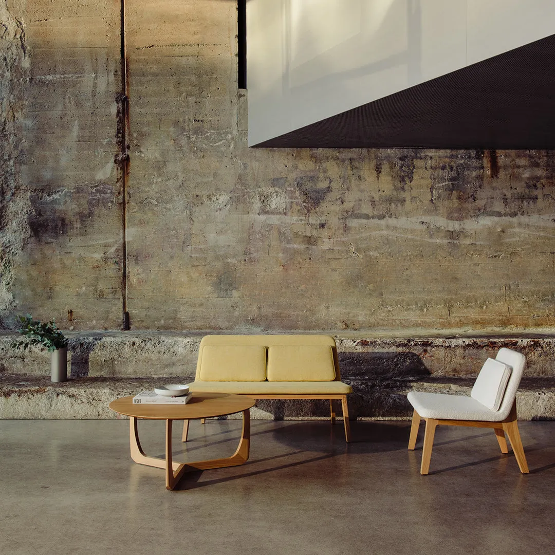 Lean Lounge Chair