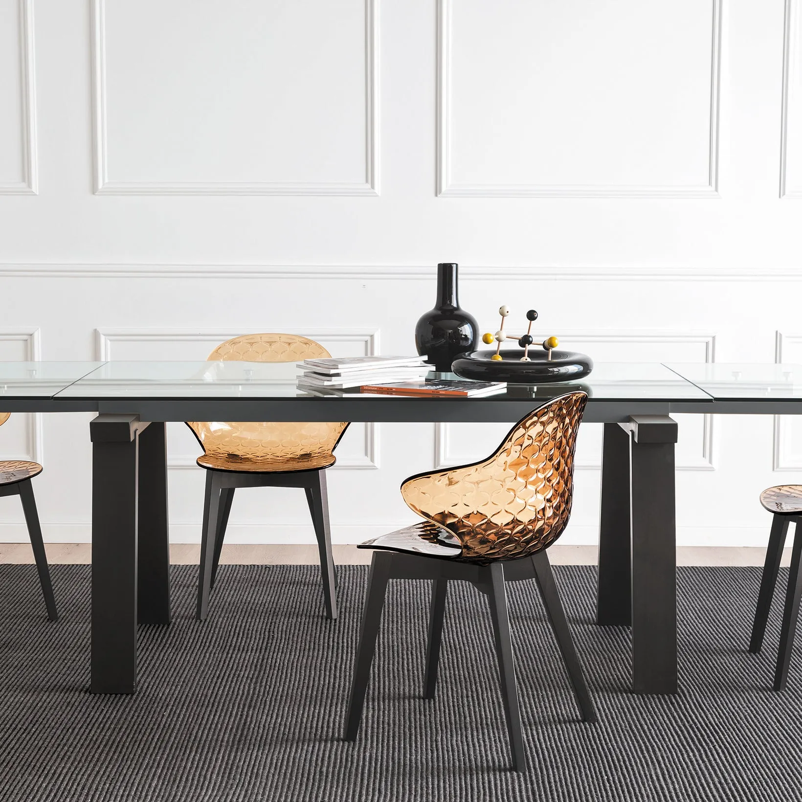 Levante Extendable Dining Table
