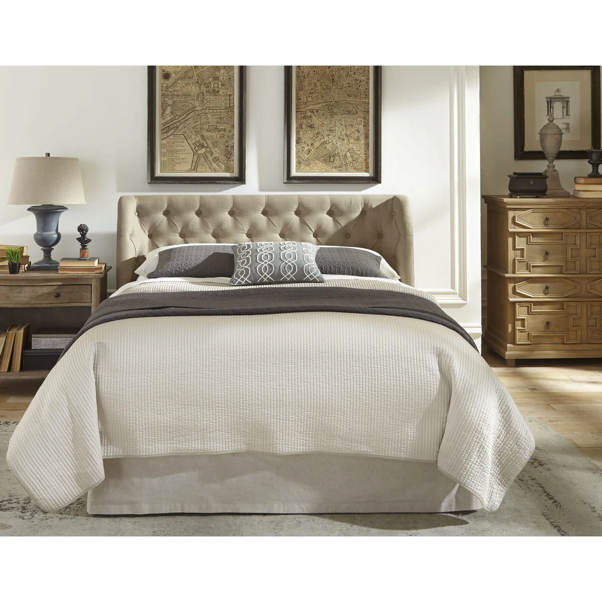 Levi Tufted Footboard Storage Bed in Toast Linen Modus