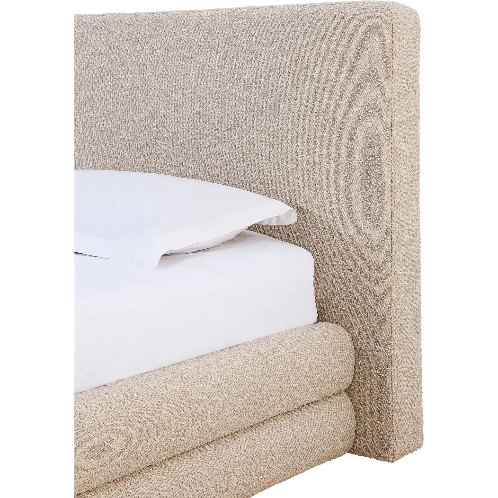 Maya Upholstered Platform Bed in Brun Boucle Modus