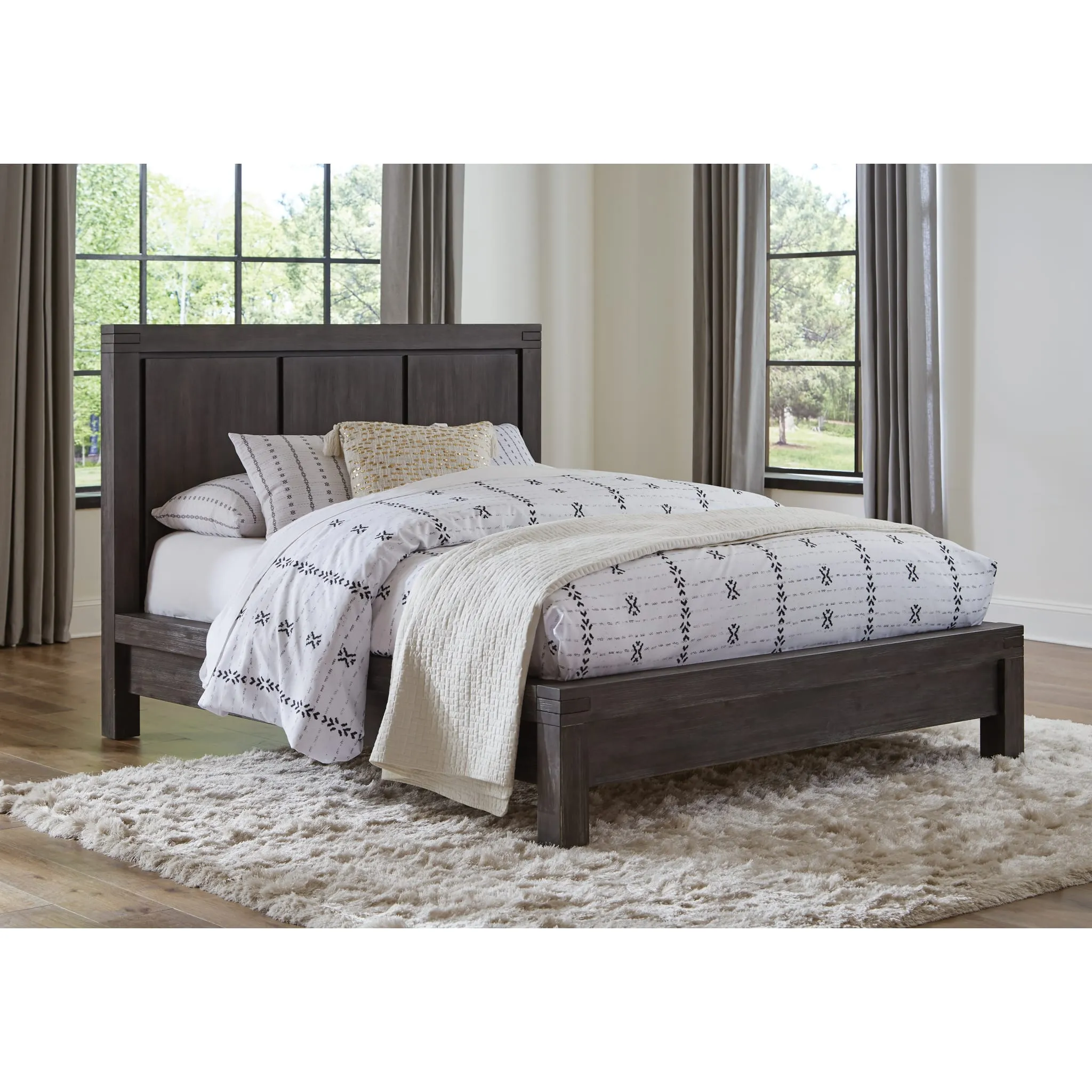 Meadow Solid Wood Platform Bed in Graphite Modus