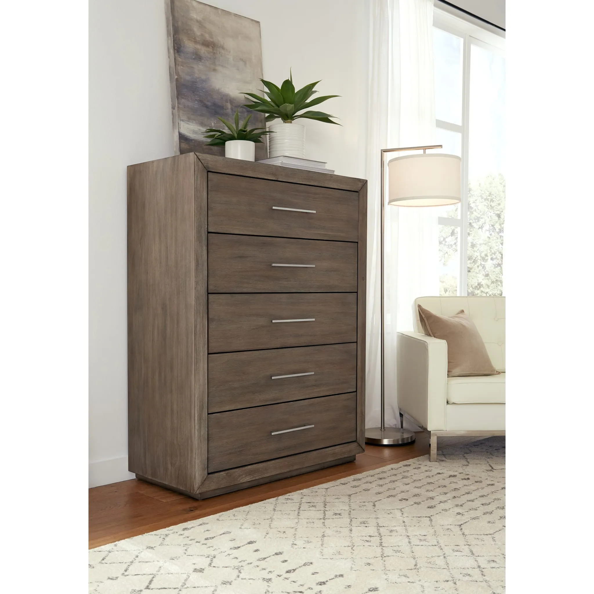 Melbourne Five Drawer Chest in Dark Pine Modus