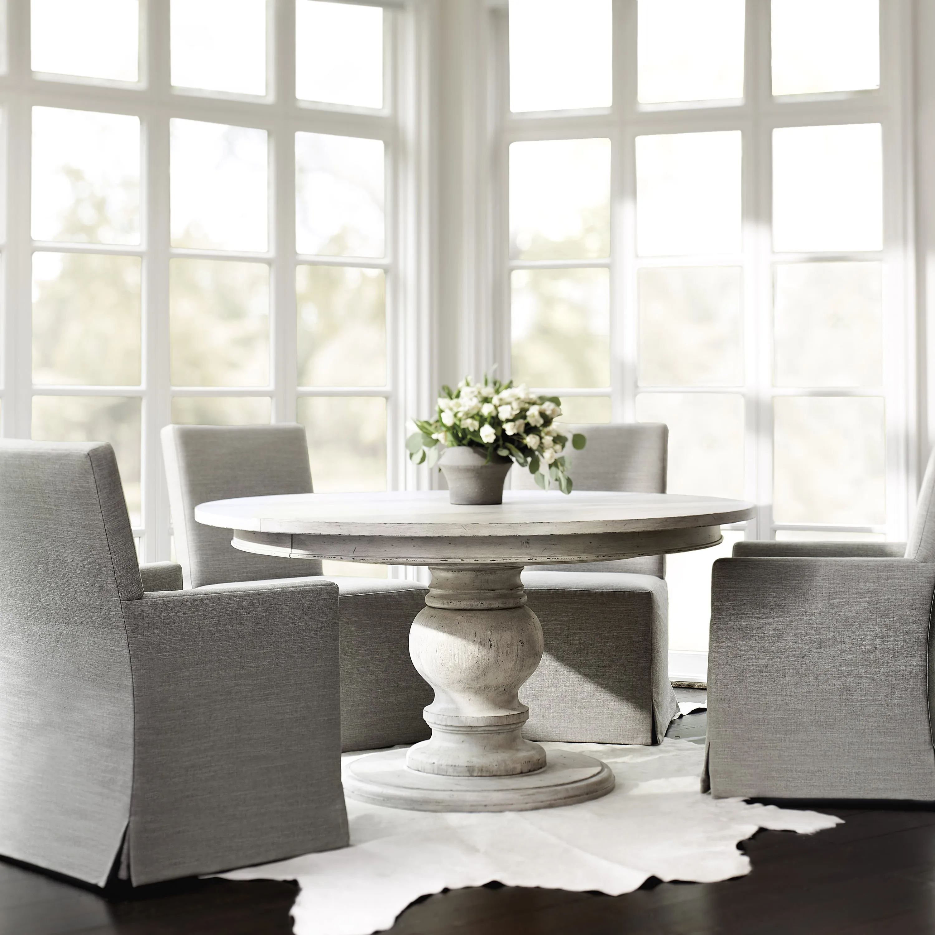 Mirabelle Expandable Dining Table