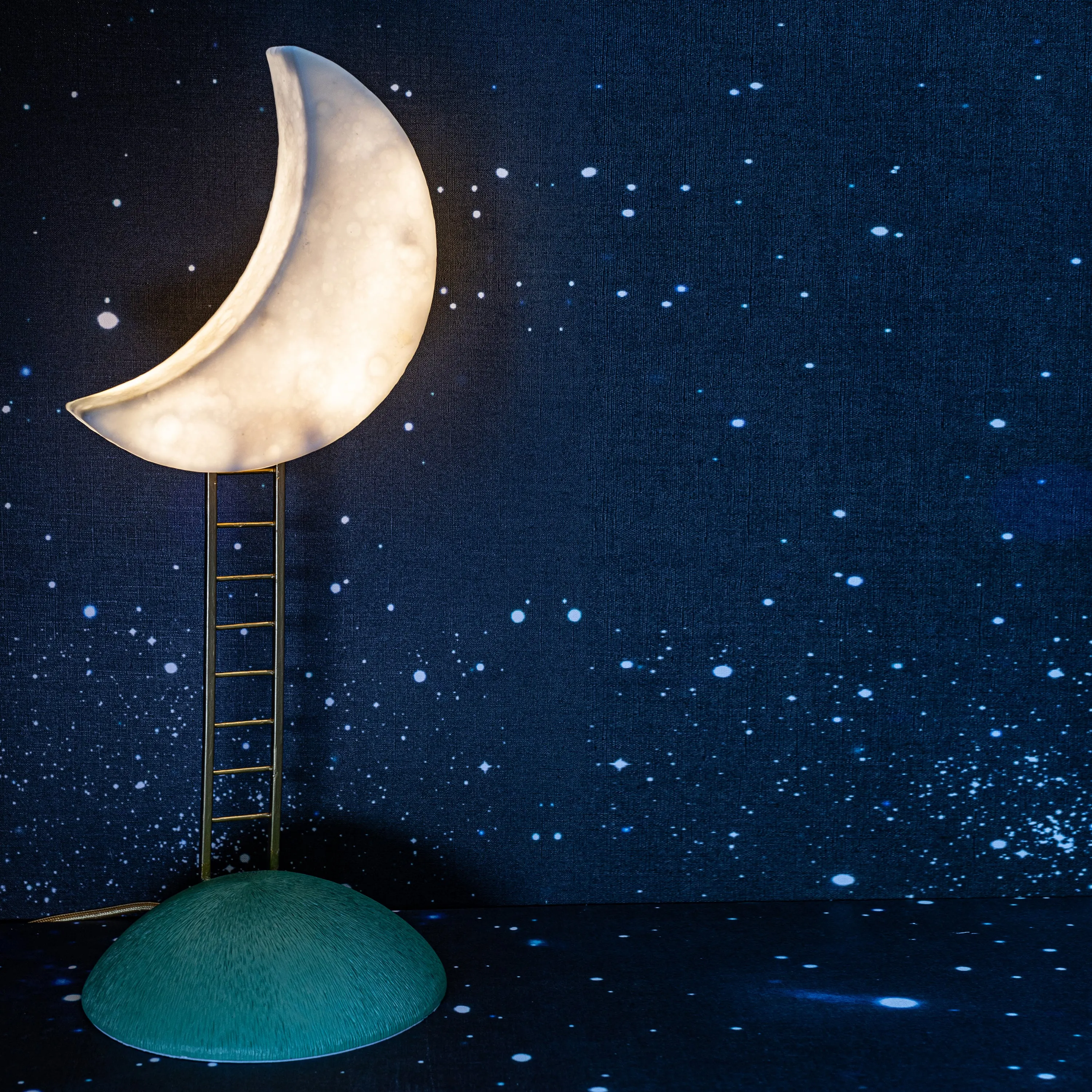 My Secret Place Table Lamp