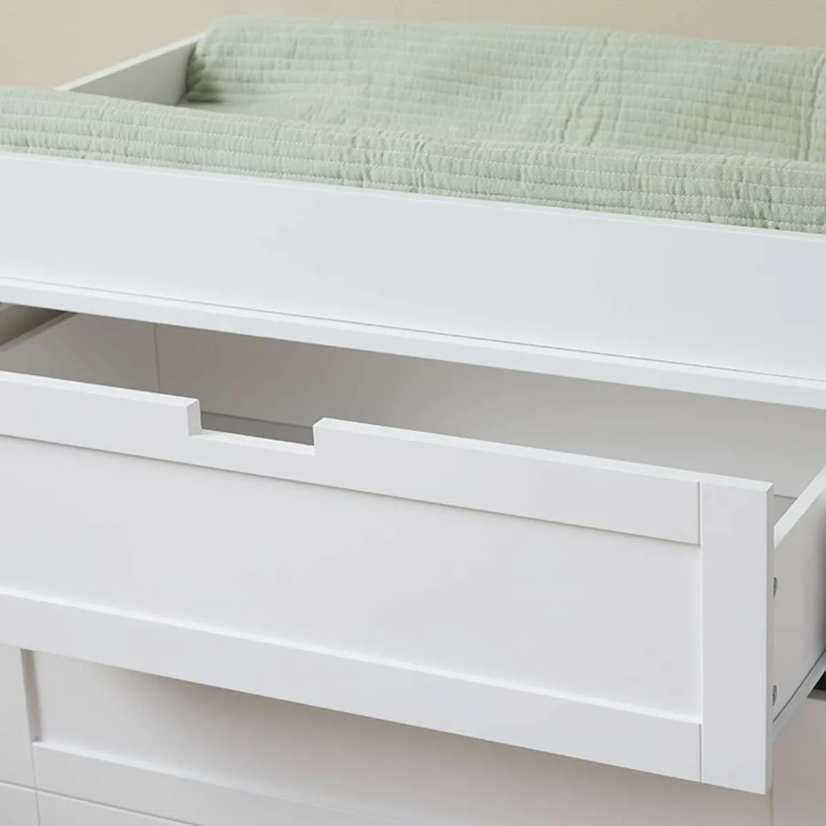 Newport Change Table with Removable Top Mocka