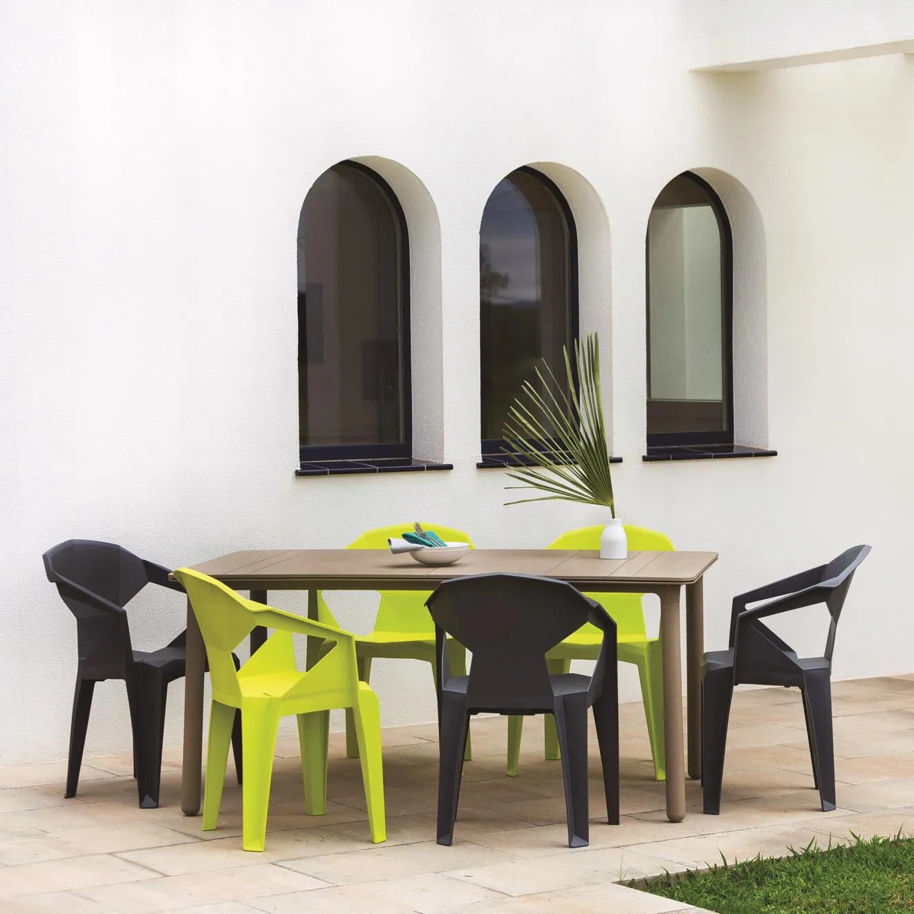 Noa Rectangular Dining Table