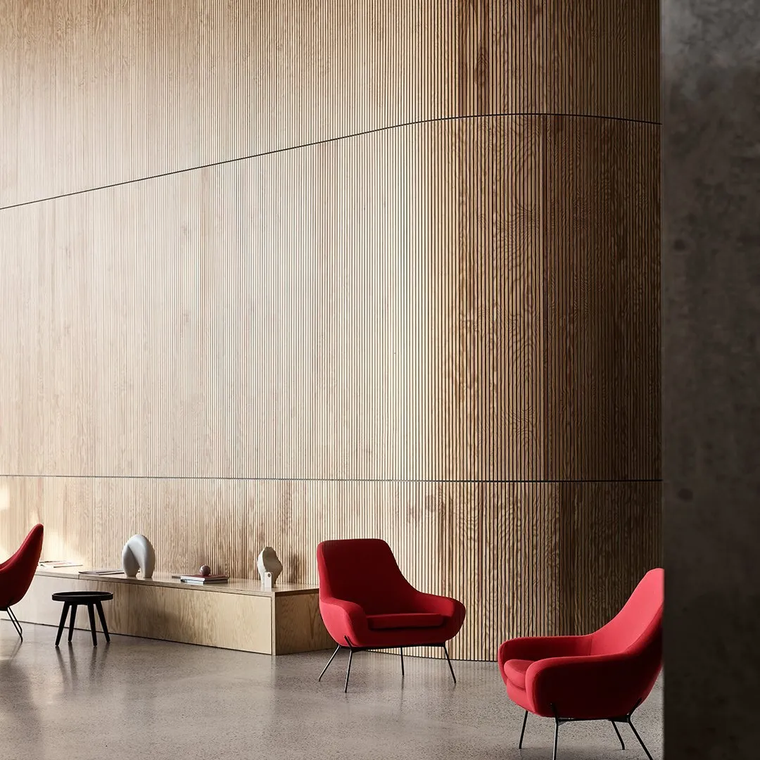 Noomi String Lounge Chair